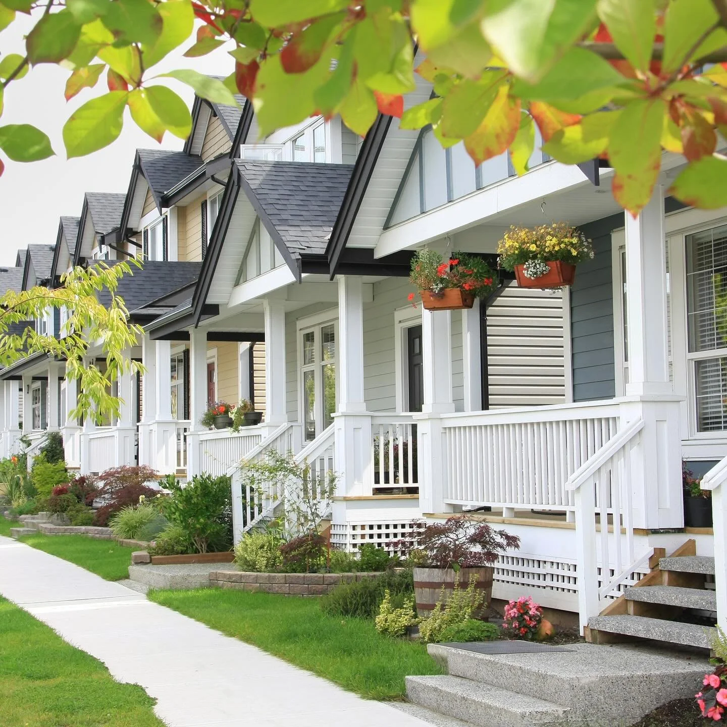 Market Update: Home Sales Are Expected To Rise 📈 📊 

Forecasts for next year are in, and experts say home sales are expected to rise.  When they do, things should start picking up pace. But that doesn&rsquo;t mean you should wait for that to happen