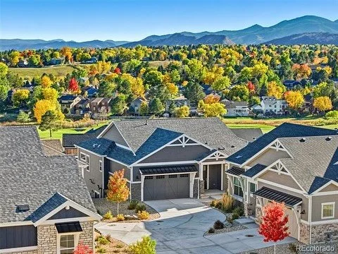 ✨Just Listed! ✨

A breathtaking balance of luxury, design and sweeping Front Range vistas, this Silver Leaf residence is a rare offering of elevated Colorado living. // 6658 south kline way // silver leaf // listed by @milehimodern for $1,150,000

#m