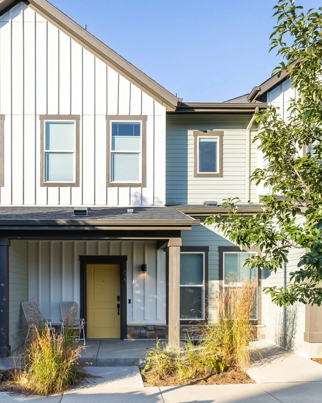 ✨Just Listed! ✨

Experience modern living at its finest in this nearly new townhome, perfectly situated in the vibrant Discovery Office Park community of Downtown Superior. // 627 discovery parkway // downtown superior // listed by @milehimodern for 