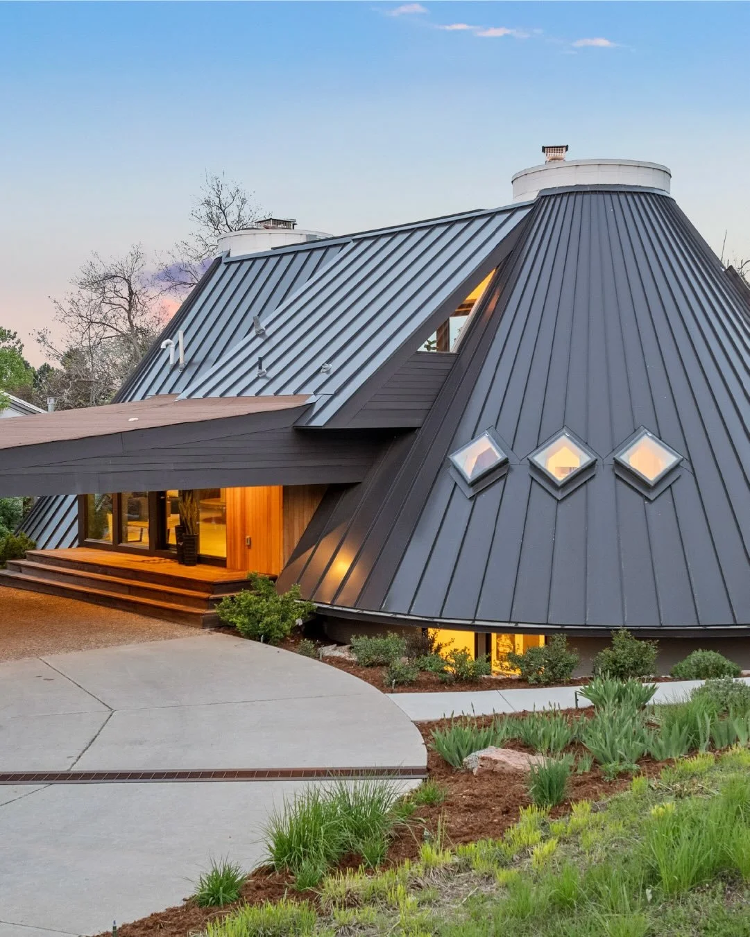 Absolutely one of the coolest homes in Boulder. ✨✨

Welcome to 630 Northstar Court &mdash; a rare, livable work of art designed by celebrated Colorado modernist Charles Haertling and thoughtfully reimagined by renowned architect Harvey Hine. // 630 n