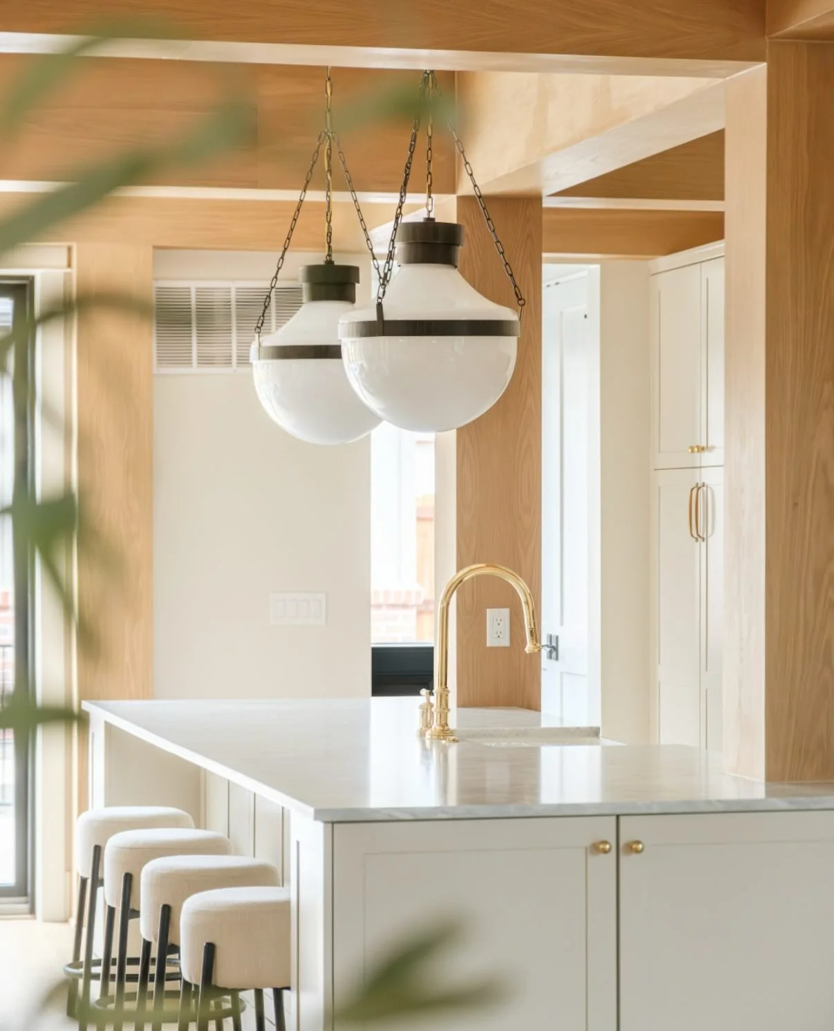 ✨Just Listed! ✨

A refined interpretation of classic Denver architecture, this newly constructed East Wash Park residence pairs timeless craftsmanship with modern luxury. // 735 south gaylord street // east wash park // listed by @milehimodern for $2