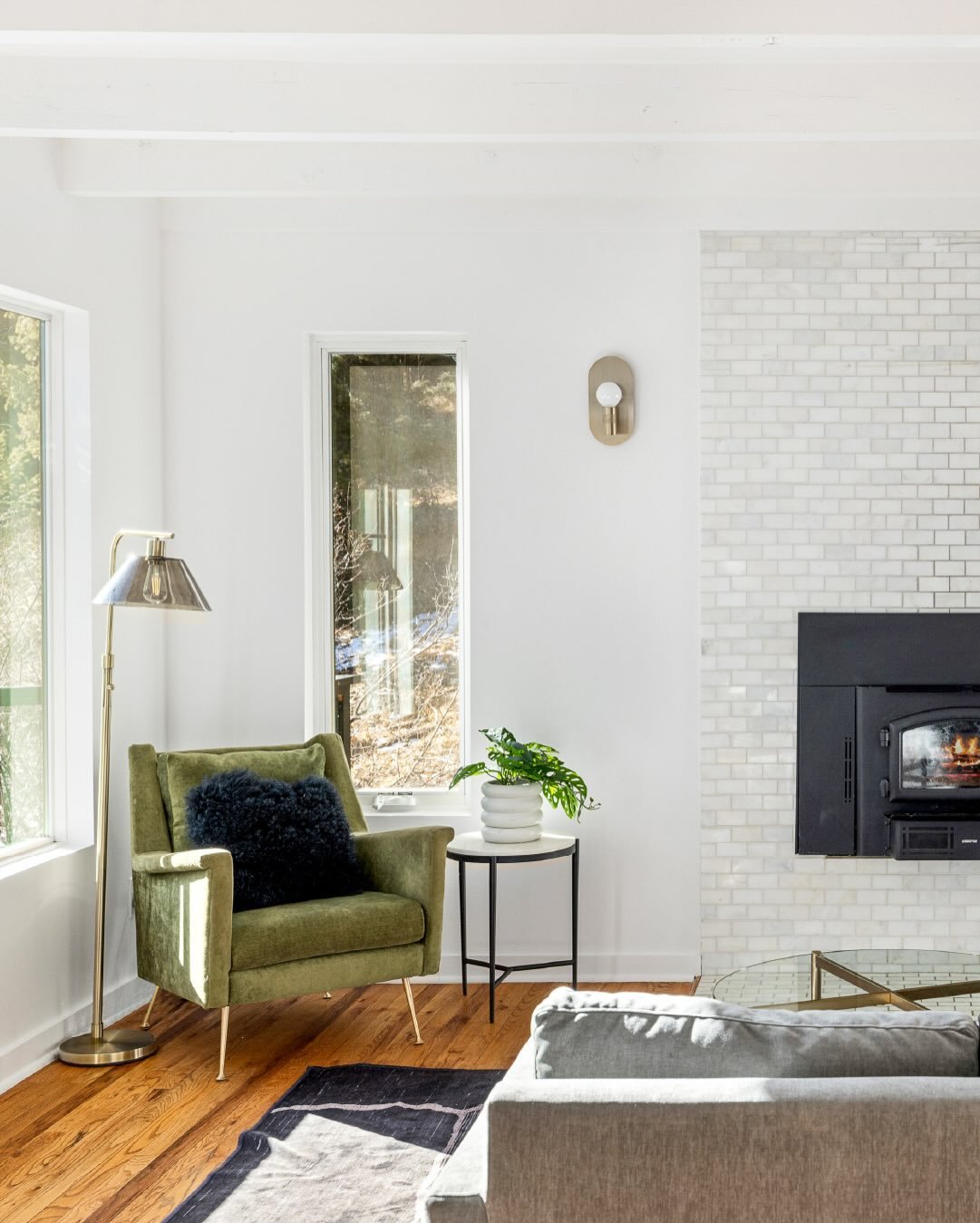 ✨Just Listed! ✨

A refined expression of modern mountain living, this beautifully reimagined retreat is set on 3.8 private acres with direct access to North Boulder Creek. // 781 cold springs road // nederland // listed by @milehimodern for $1,250,00