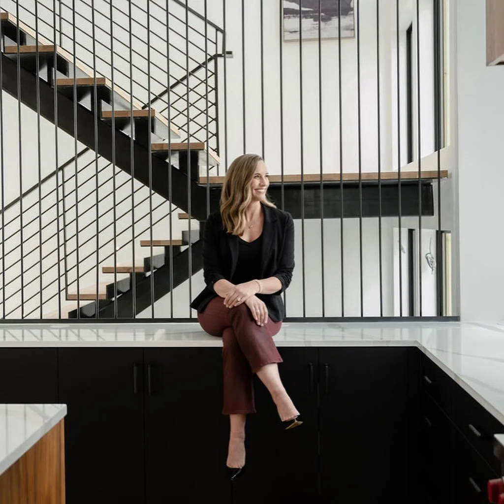 Five Star Friday // 🌟🌟🌟🌟🌟

&ldquo;Jen is an absolute gem and she made our home-buying experience smooth, fun, and easy. Throughout the process, we felt as though we had both an expert and a real human being in our corner - someone who listened t