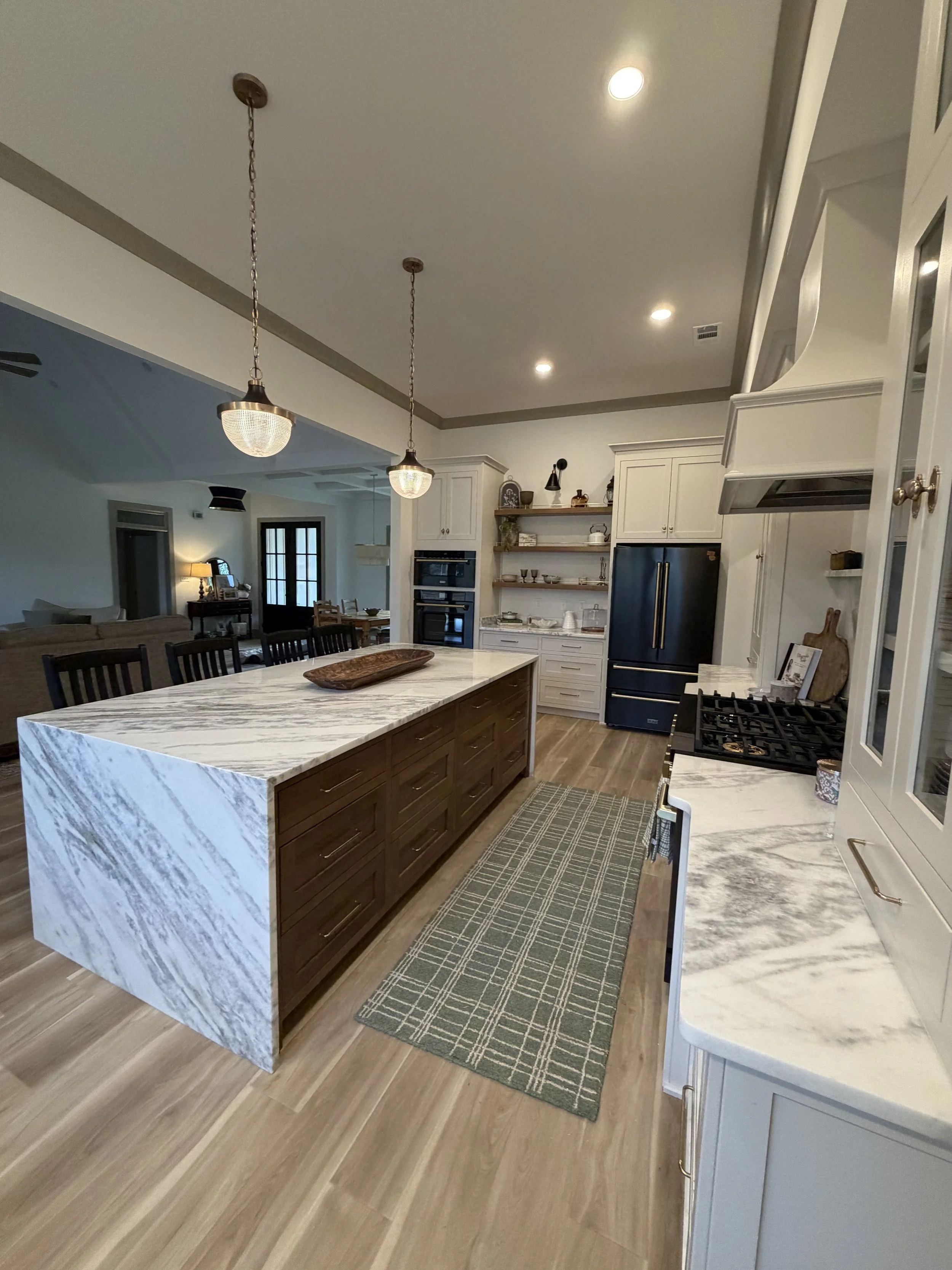 Warner Robins, GA, Carpenter, Cabinets Maker, Kitchen Cabinets, Middle Georgia, Macon, GA, Trim, Library, built-ins, remodel, Millwork, Forsyth, Gray, Bonaire, Atlanta, Made in GA, Perry, Elko, Kathleen, Fort Valley, closets, vanities, vanity, mudroo