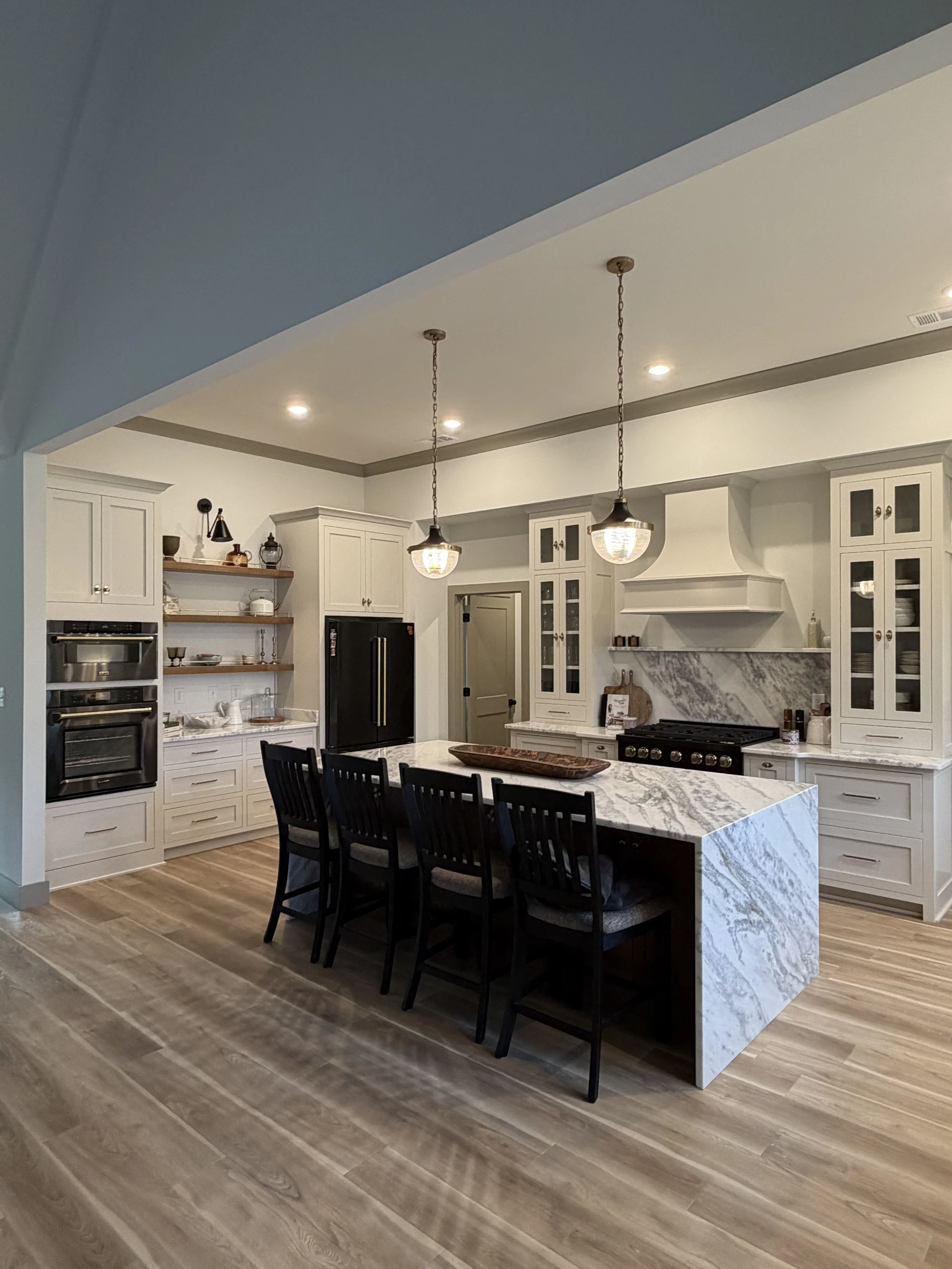 Warner Robins, GA, Carpenter, Cabinets Maker, Kitchen Cabinets, Middle Georgia, Macon, GA, Trim, Library, built-ins, remodel, Millwork, Forsyth, Gray, Bonaire, Atlanta, Made in GA, Perry, Elko, Kathleen, Fort Valley, closets, vanities, vanity, mudroo