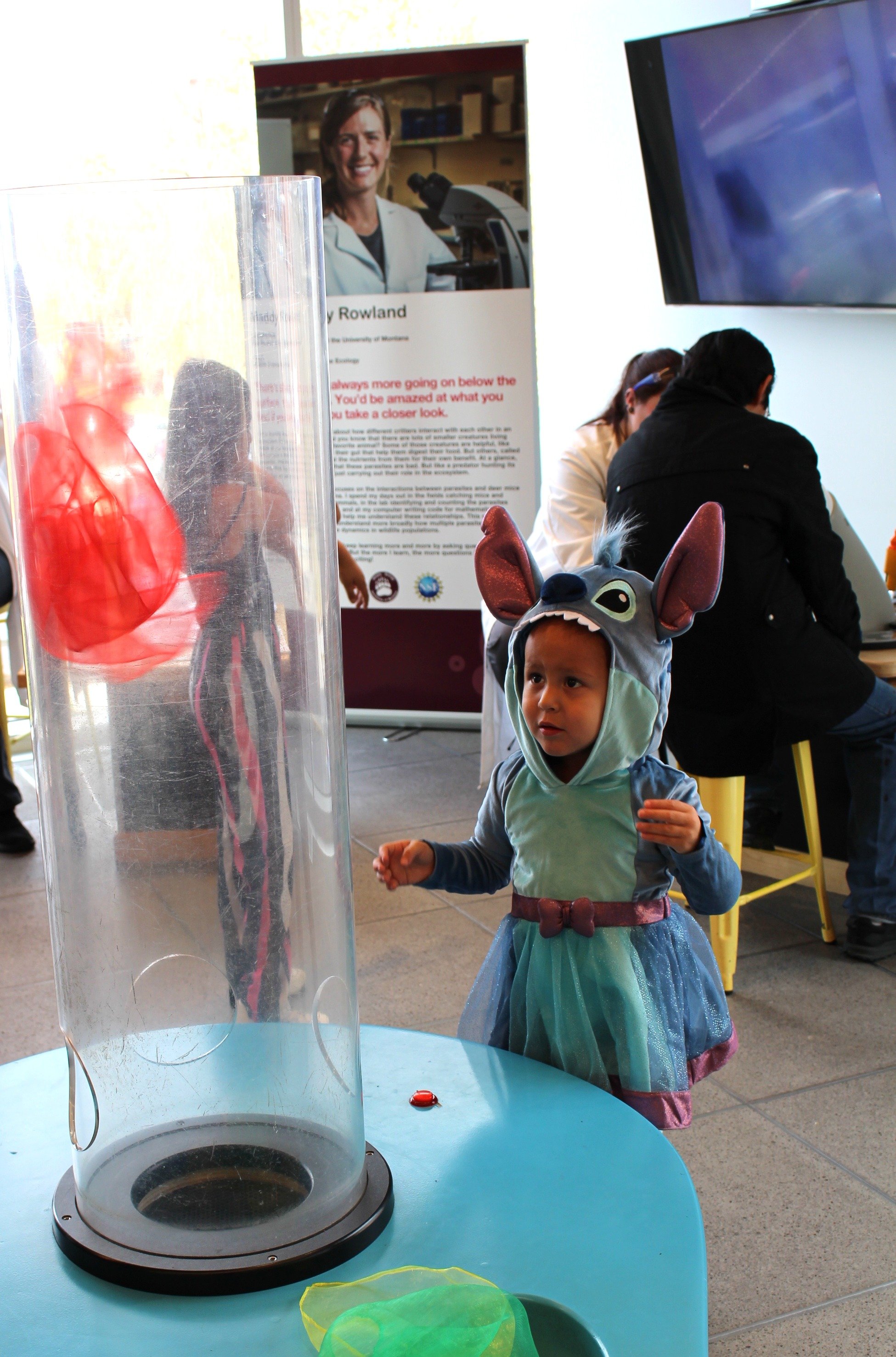 child wind tunnel halloween 2025.JPG