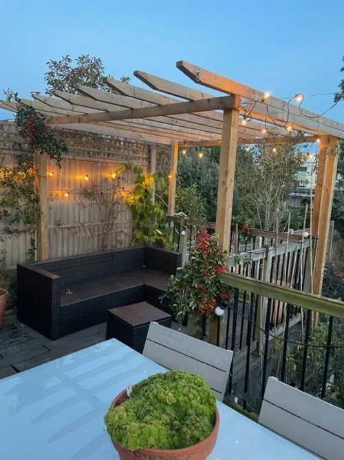 Pergola built on existing raised deck, Derby Hill SE23