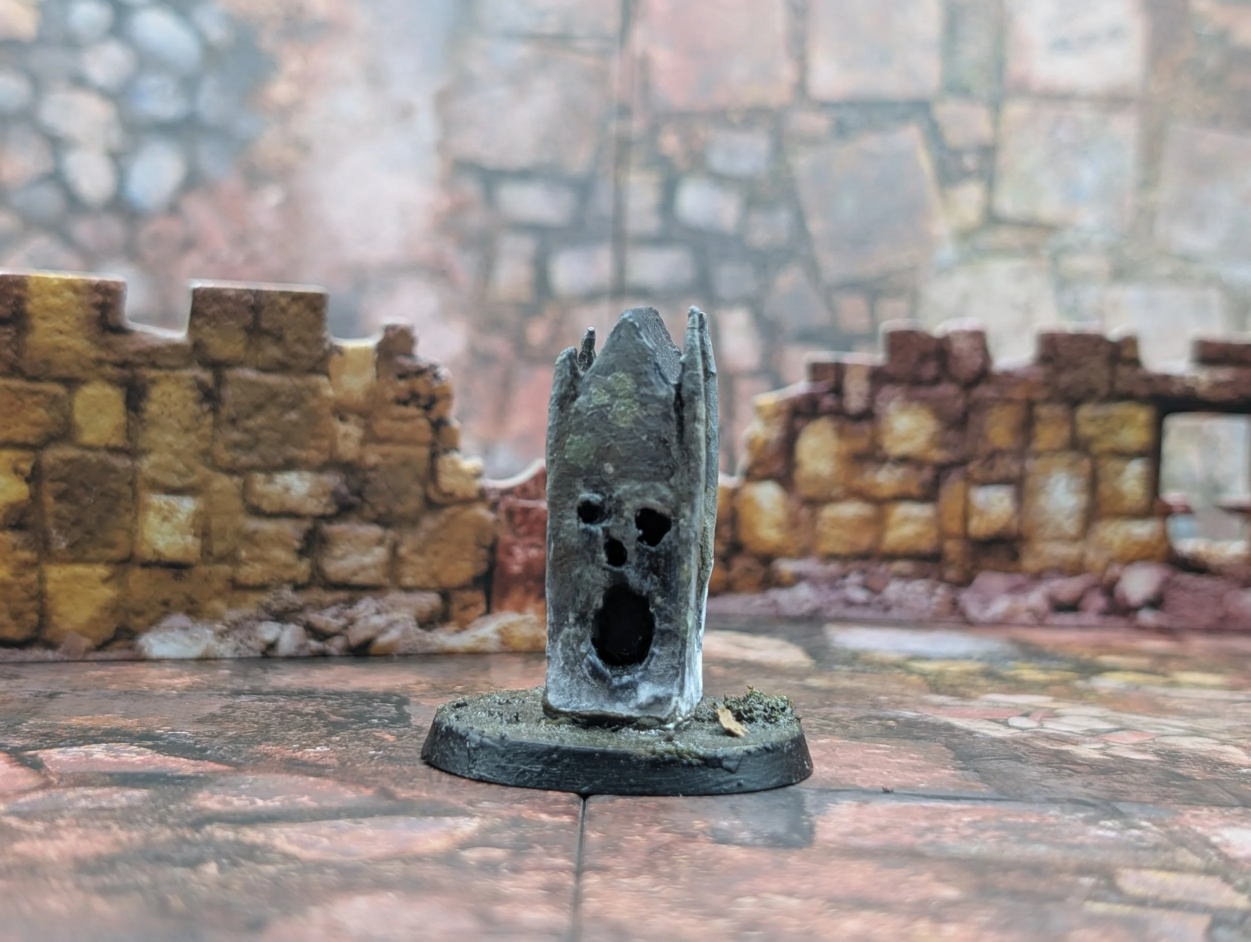 MOLDMOLDMOLD Haunted House: The Mourner (32mm)