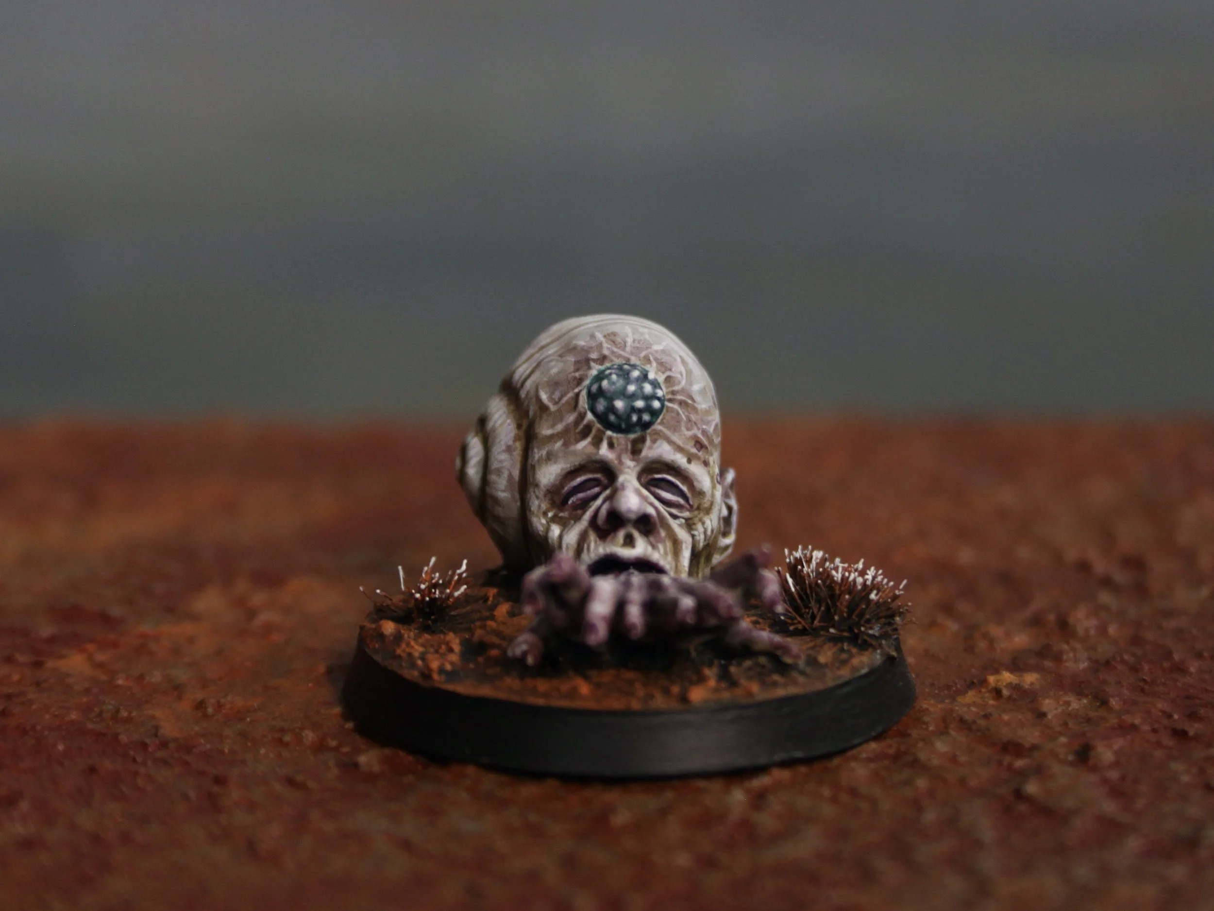 Snail Trail Miniature Set: Two Metal Snails + Snail Monster (28mm)