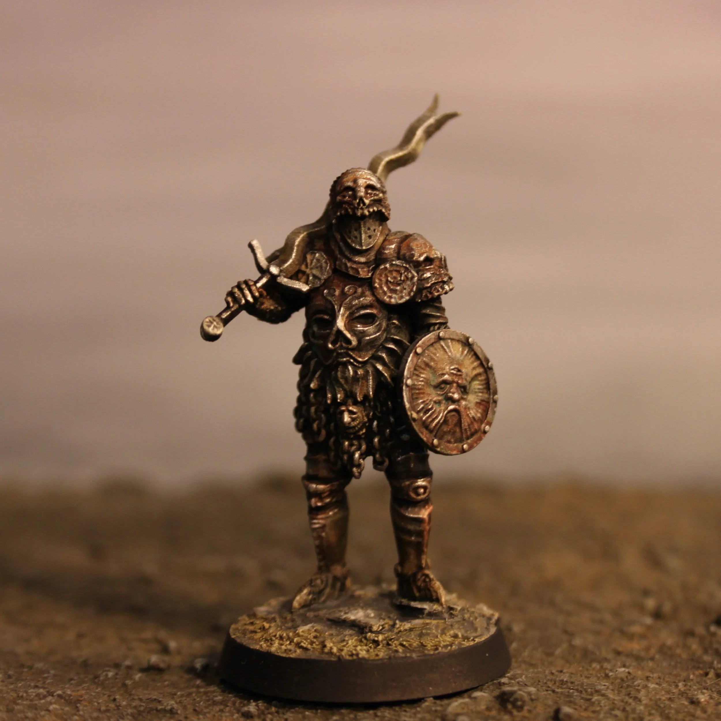 Knight of Infinite Countenances: Metal Miniature (28mm)