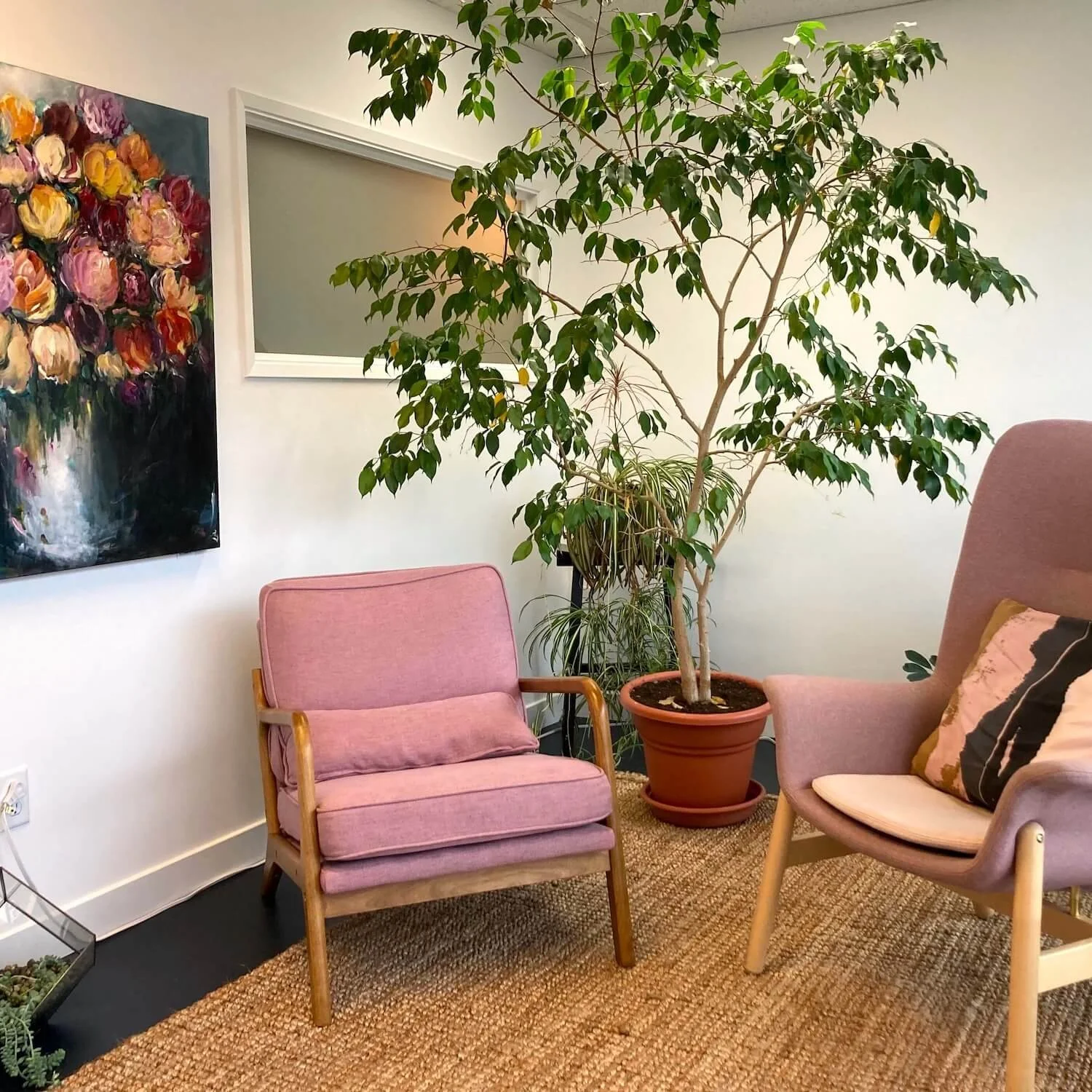 Cozy waiting area at Klinik