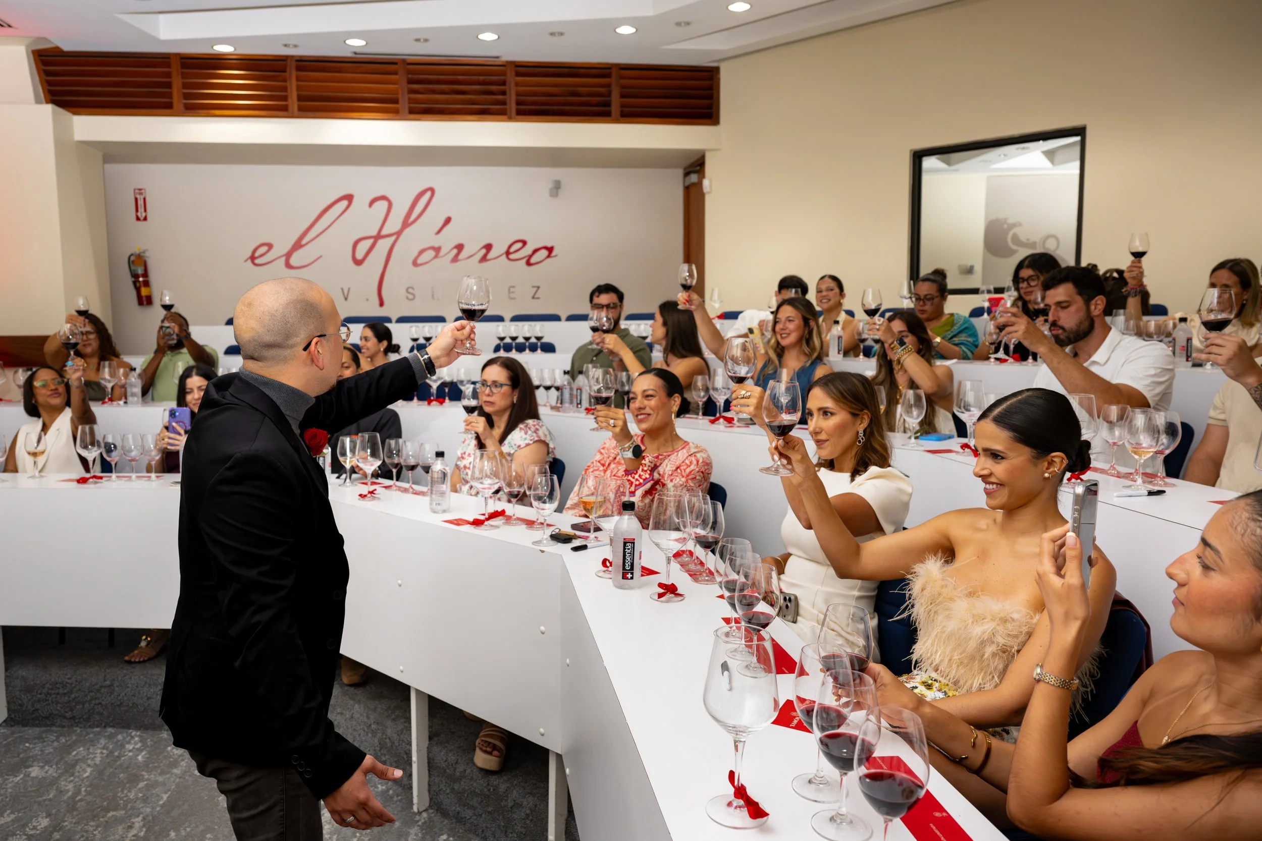 Foto 8- Brindis.jpg