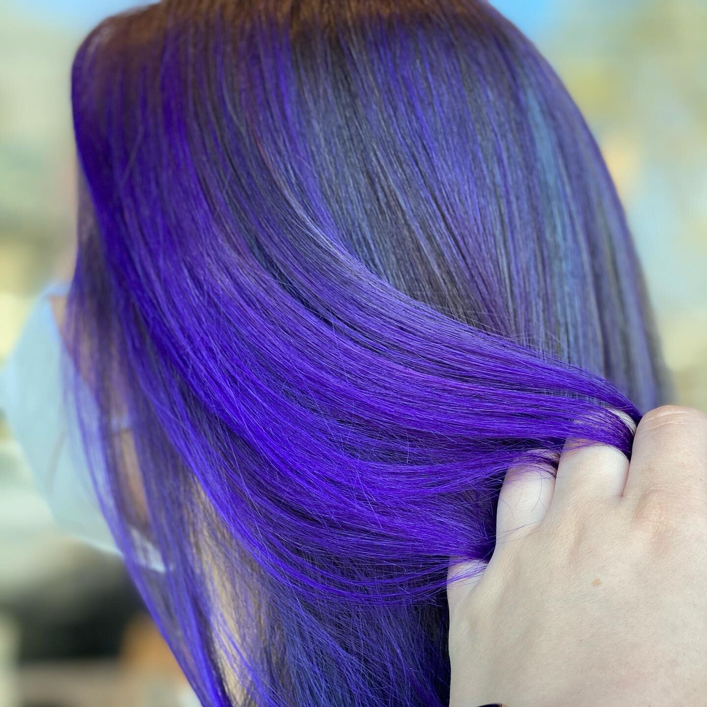 Sometimes you just need to do something fun! 💜💜💜💜💜💜💜💜💜💜💜💜💜💜💜💜💜💜💜💜💜💜
.
.
.
I got this color by using Colour.me by Kevin.Murphy 
FORMULA: 30g Pink/Violet Booster with 20g Blue Booster 3.5vol 15 mins (starting level 10)
.
.
.
@kevi