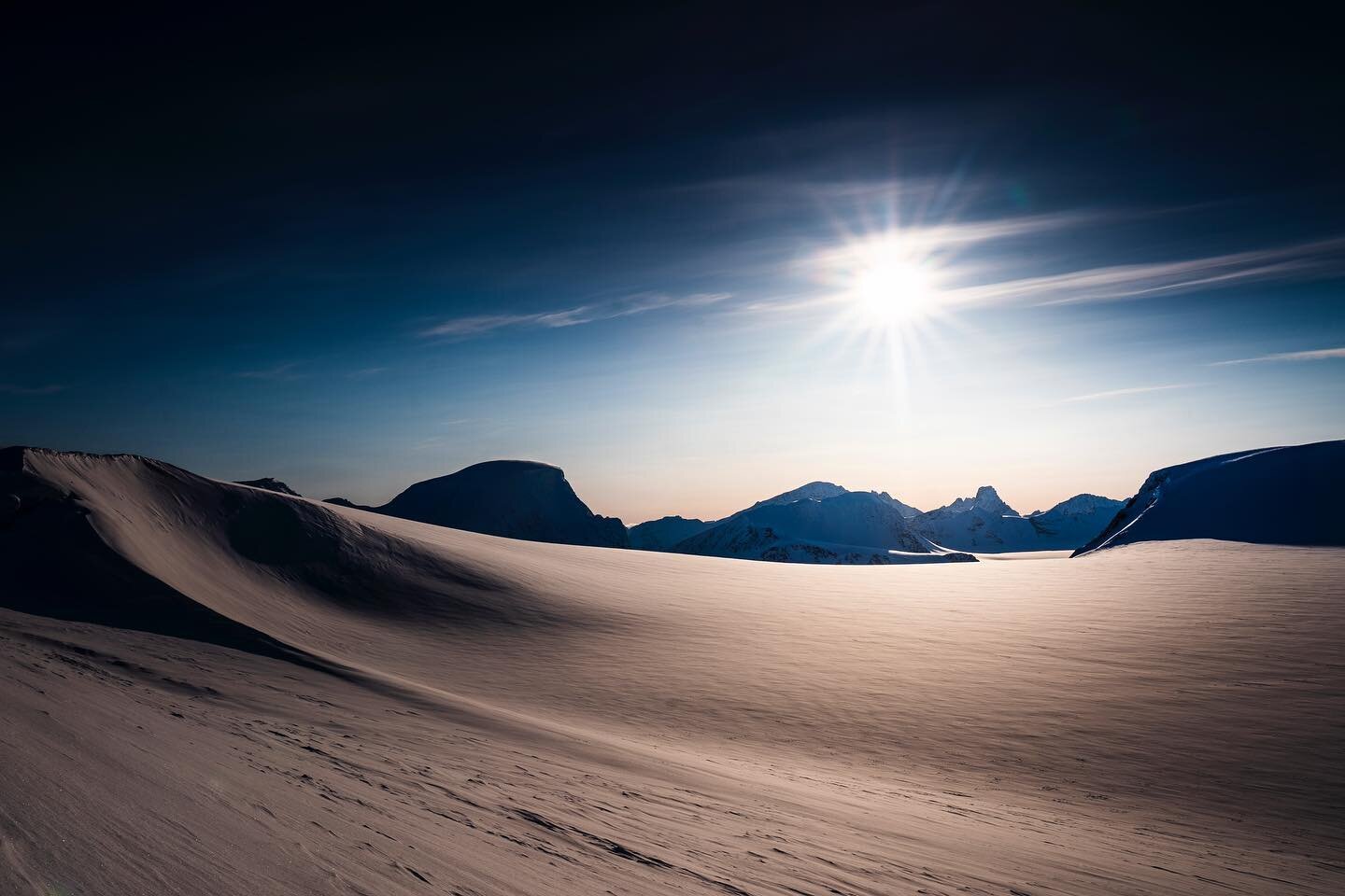 Svalbard ❤️ - do I need to say more. 

#svalbard #landscapephotography #landscape #norge #norgeraw #norgejpg #landscapephotomag #norway #atomfjella #landscapesofnorway #sonyalpha #sonynordic #ouslandexplorers