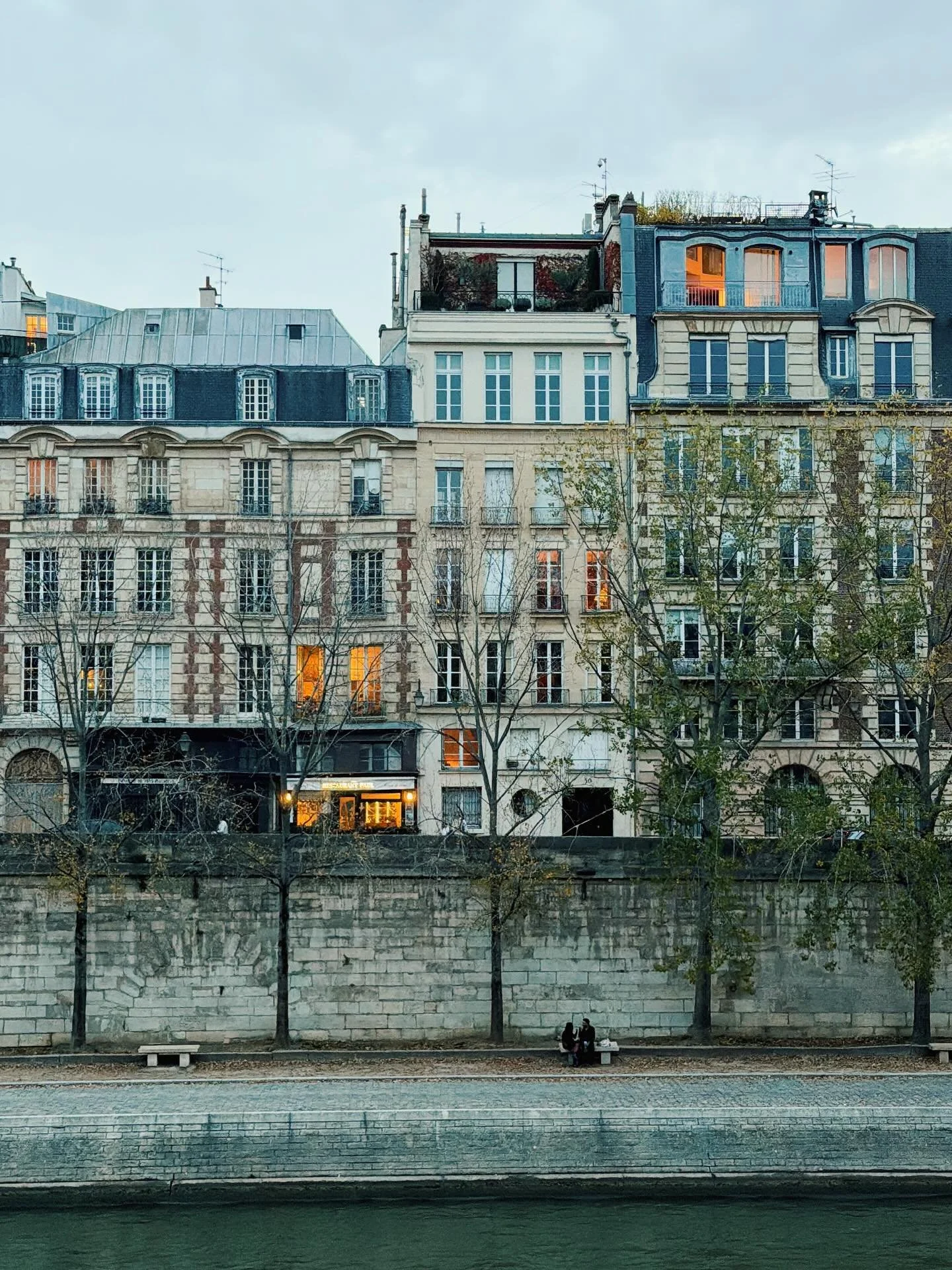 Finding beauty around every corner here. From the perfect symmetry to the inspiring perspective, Paris simply doesn&rsquo;t miss. Architectural perfection.
.
.
.
.
#ParisianVibes #ArchitectureLovers #TravelInspo #EiffelTowerViews #ParisArchitecture #