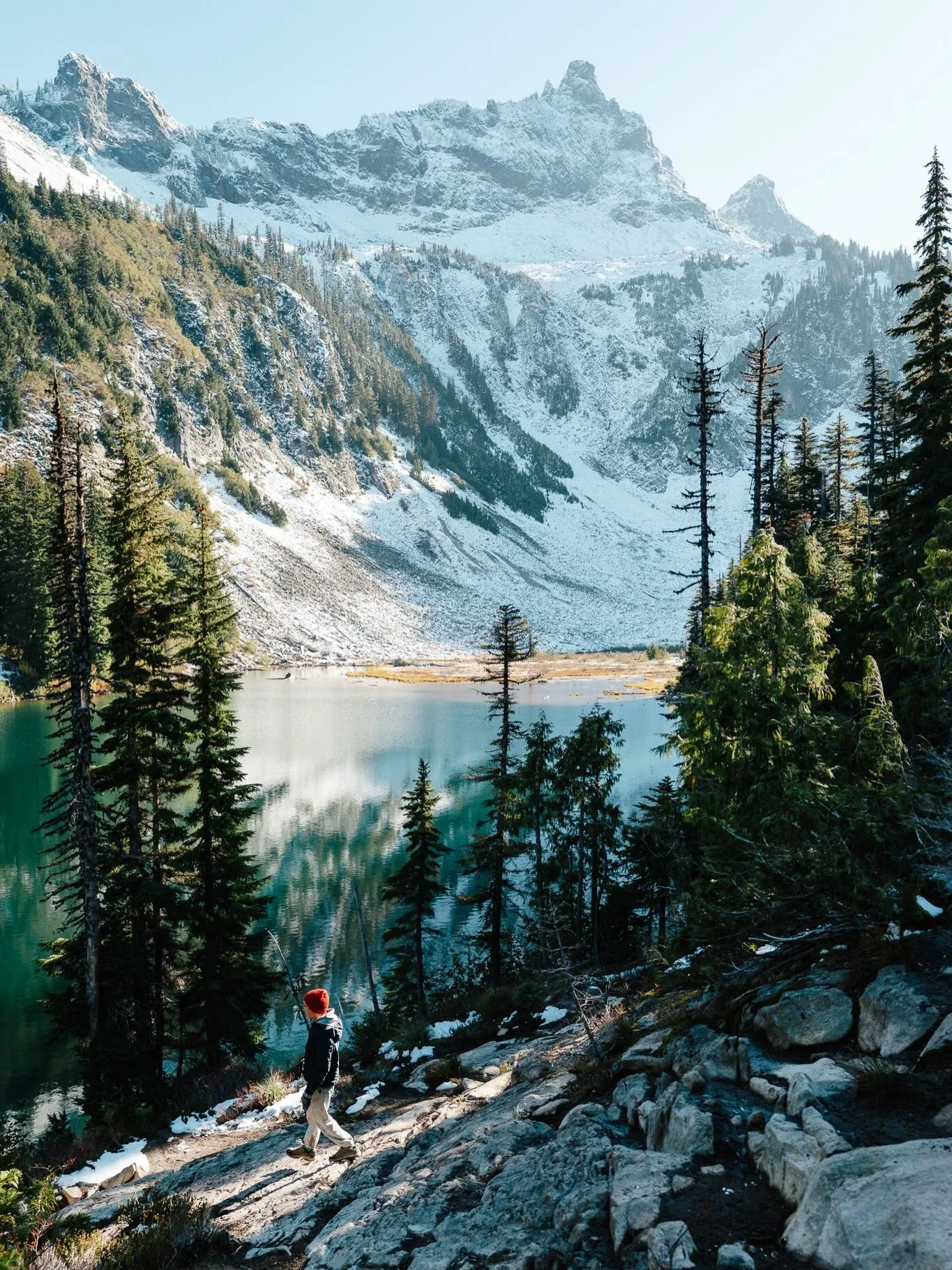 The incredible beauty of Mount Rainer blew our minds. We were super lucky with the weather, found snow and still there were beautiful fall colors. 
Every corner here is begging for a camera. Anyone else seeing a killer editorial or brand lookbook in 