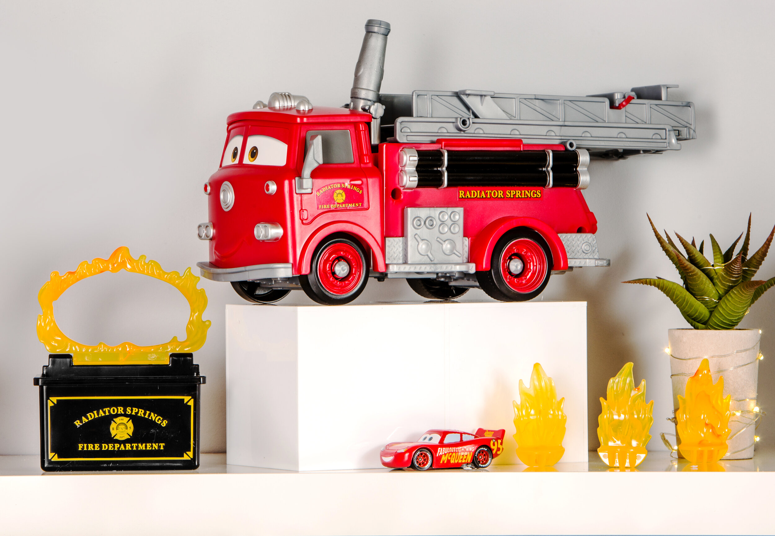 DisneyShelves-18.jpg