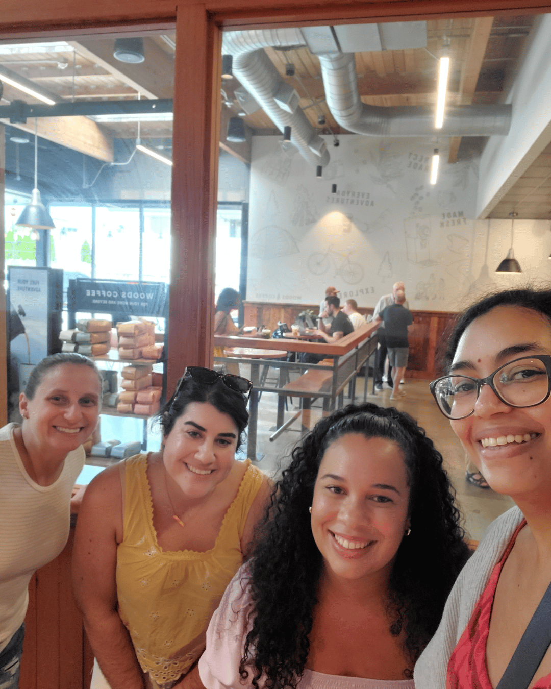 Group photo of women entrepreneurs at Monday Muse coworking.