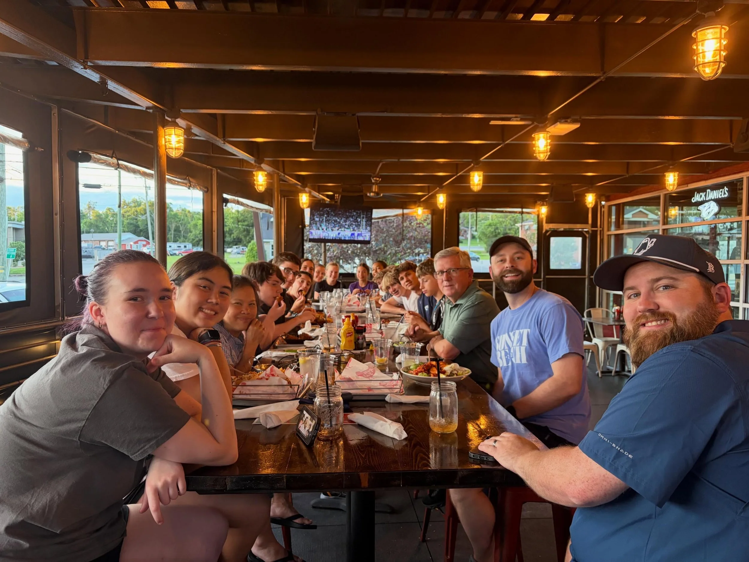 Our youth are on their way home from a wonderful and transformative mission experience in Nashville. We look forward to hearing about the things they learned and the ways their hearts were expanded to engage in similar ministries here at home.