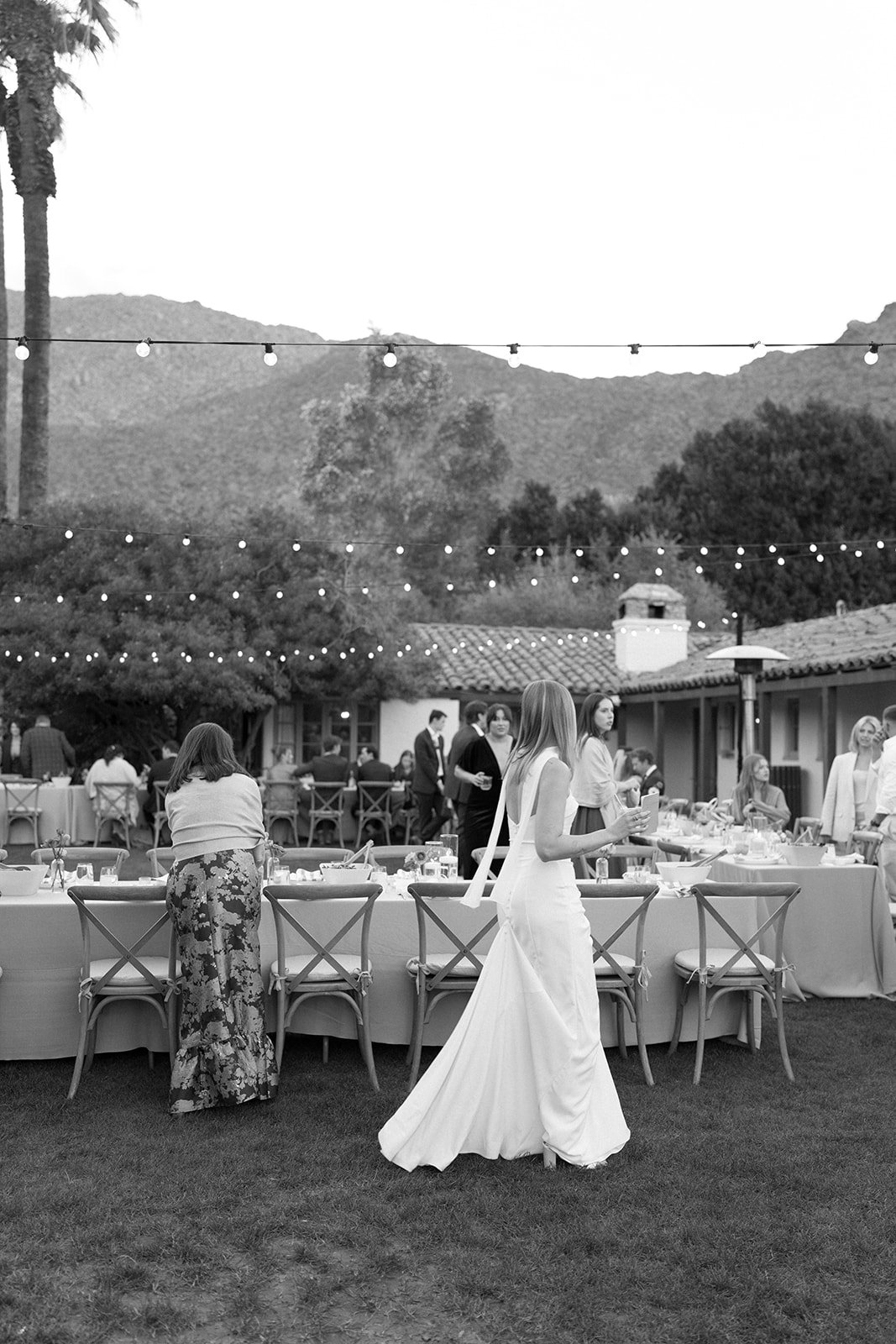 palm-springs-bougainvillea-wedding-casa-cody84.jpg