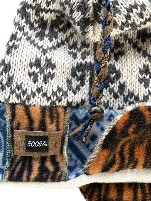 Earflarp white tan_4.jpg