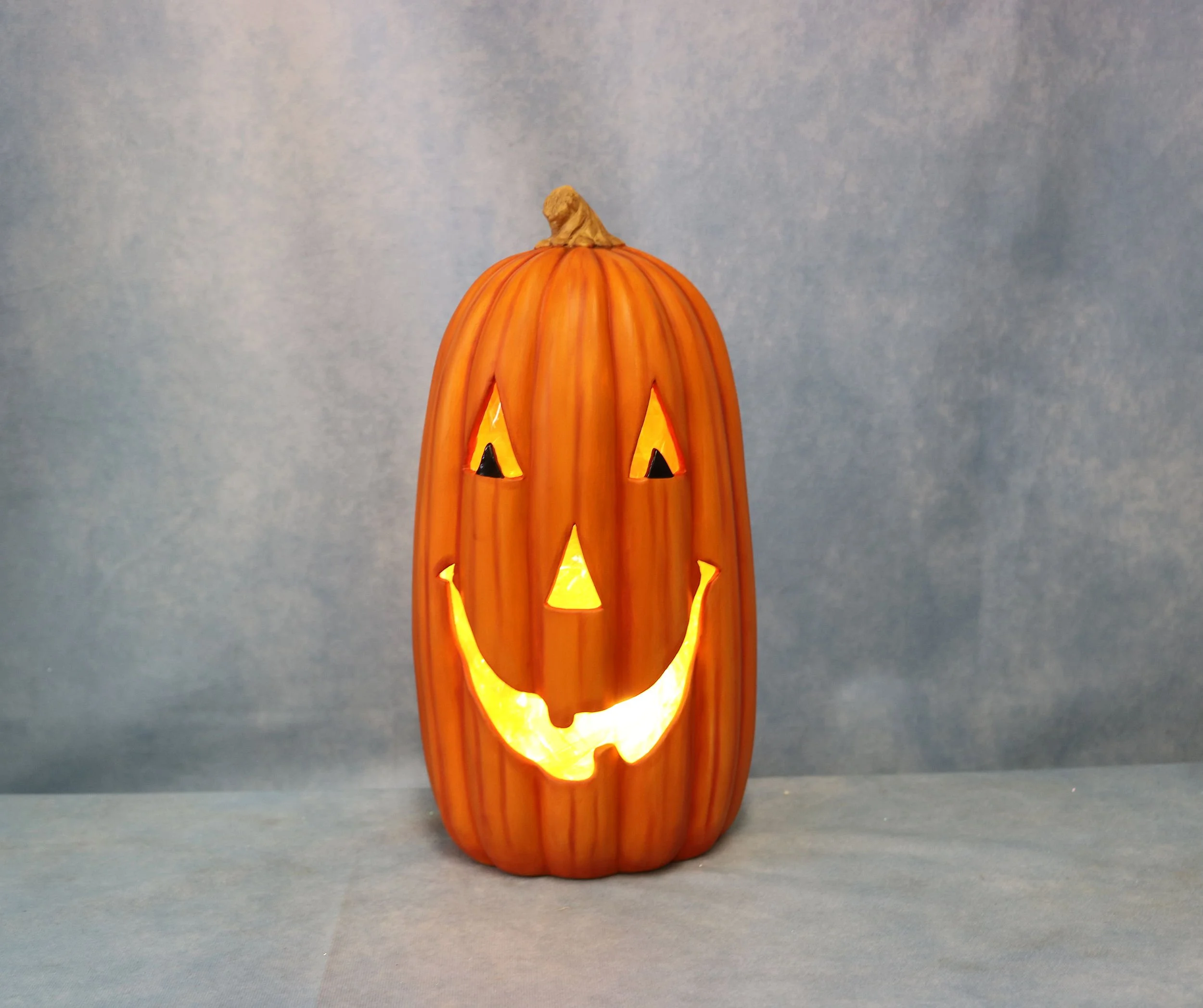 Lighted Jack O' Lantern Medium