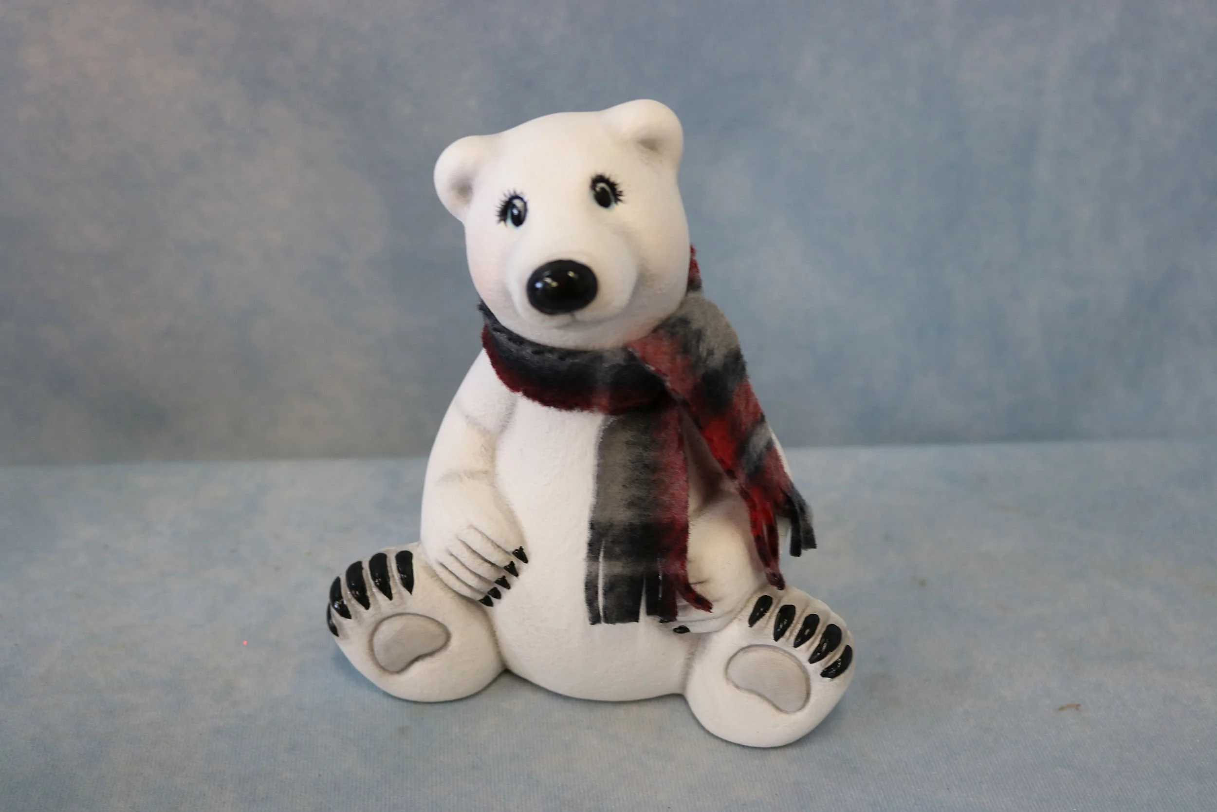polar bear small sitting 3.jpg