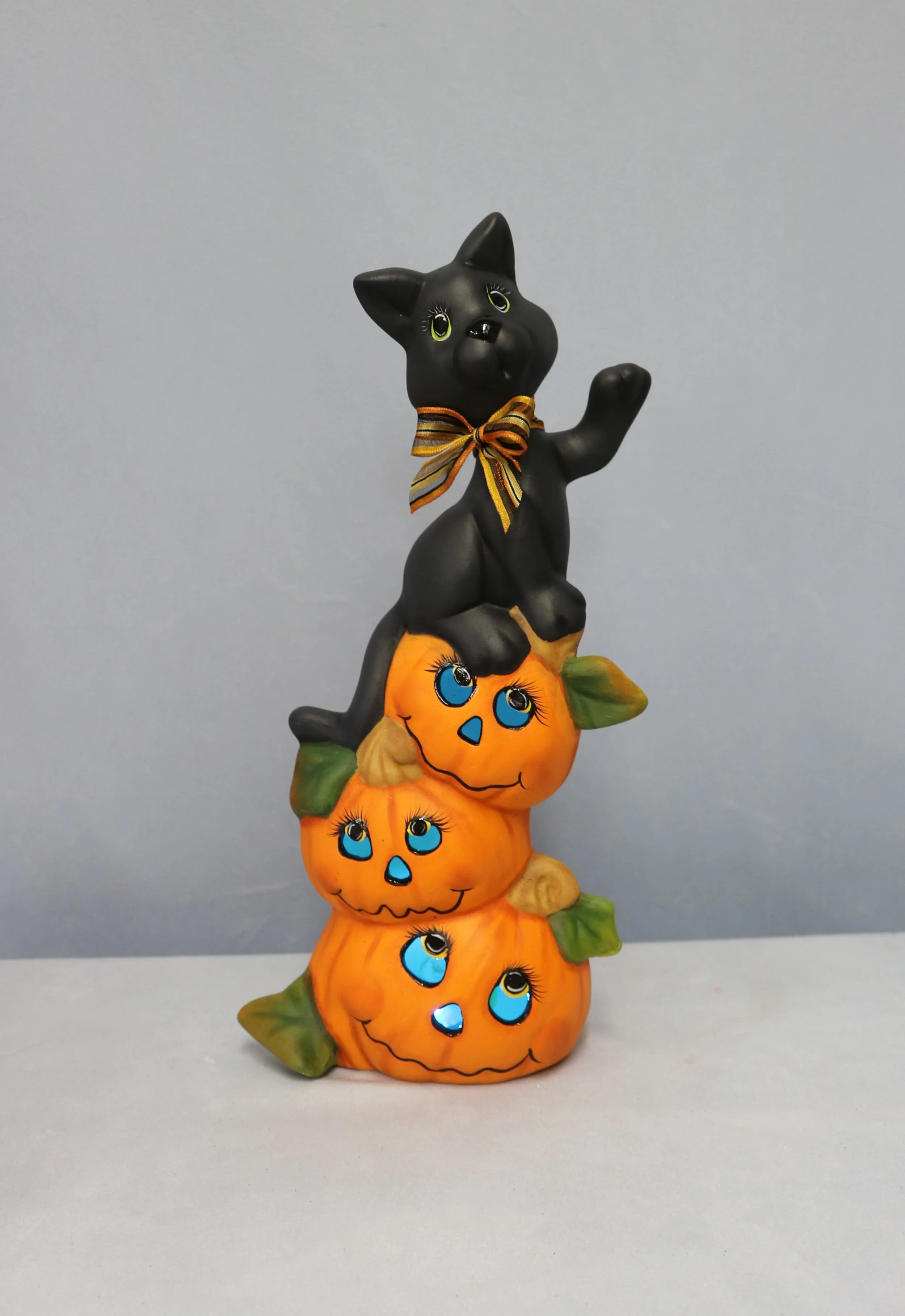 Cat on Pumpkin Stack 11.jpg