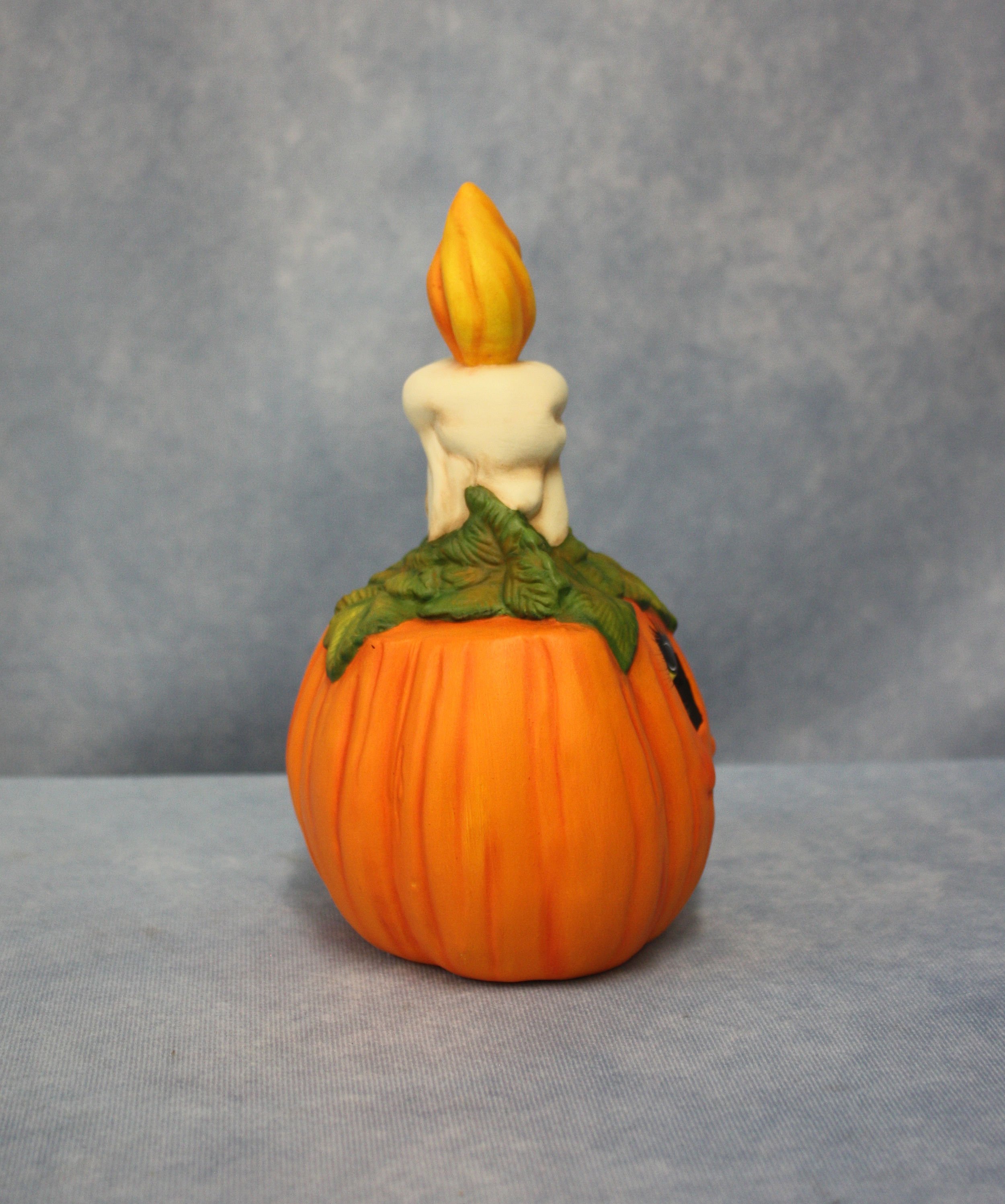 Pumpkin Candle topper 7.jpg