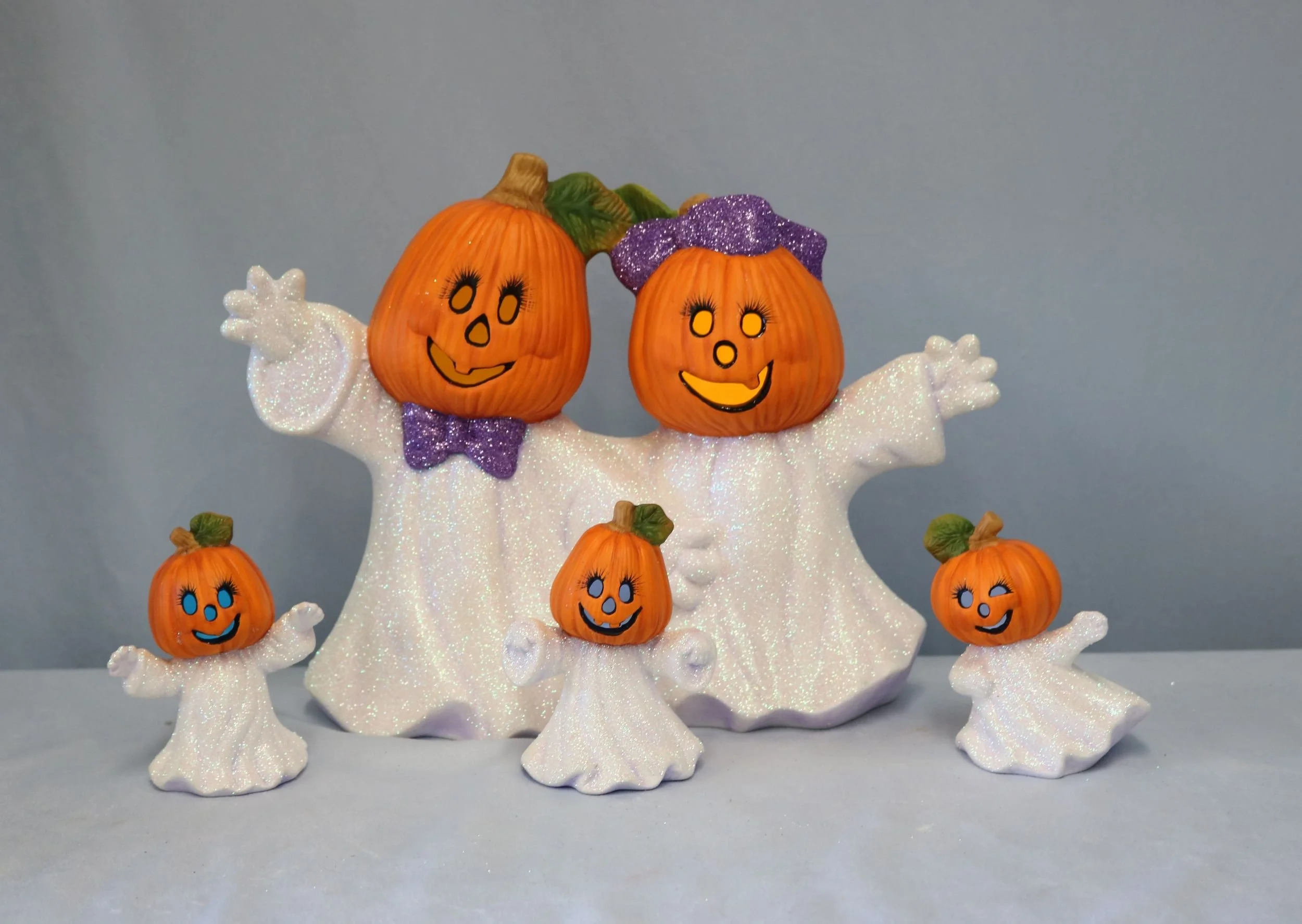 Jack o lantern ghosts 6.jpg