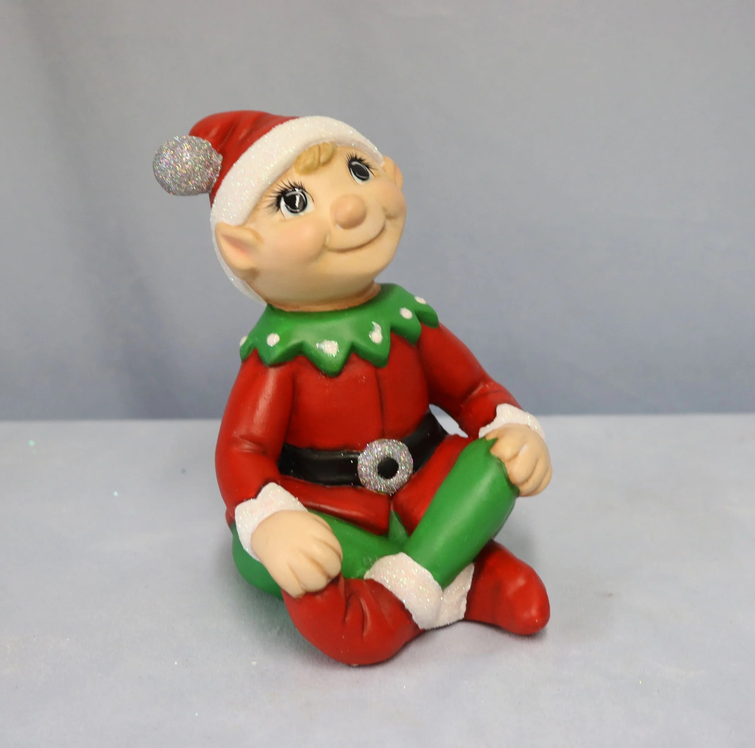 Elf Sitting 4.jpg