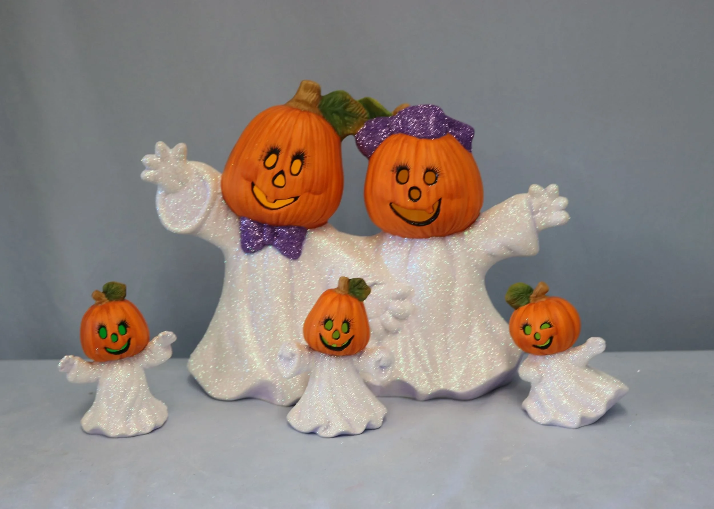 Jack o lantern ghosts 5.jpg