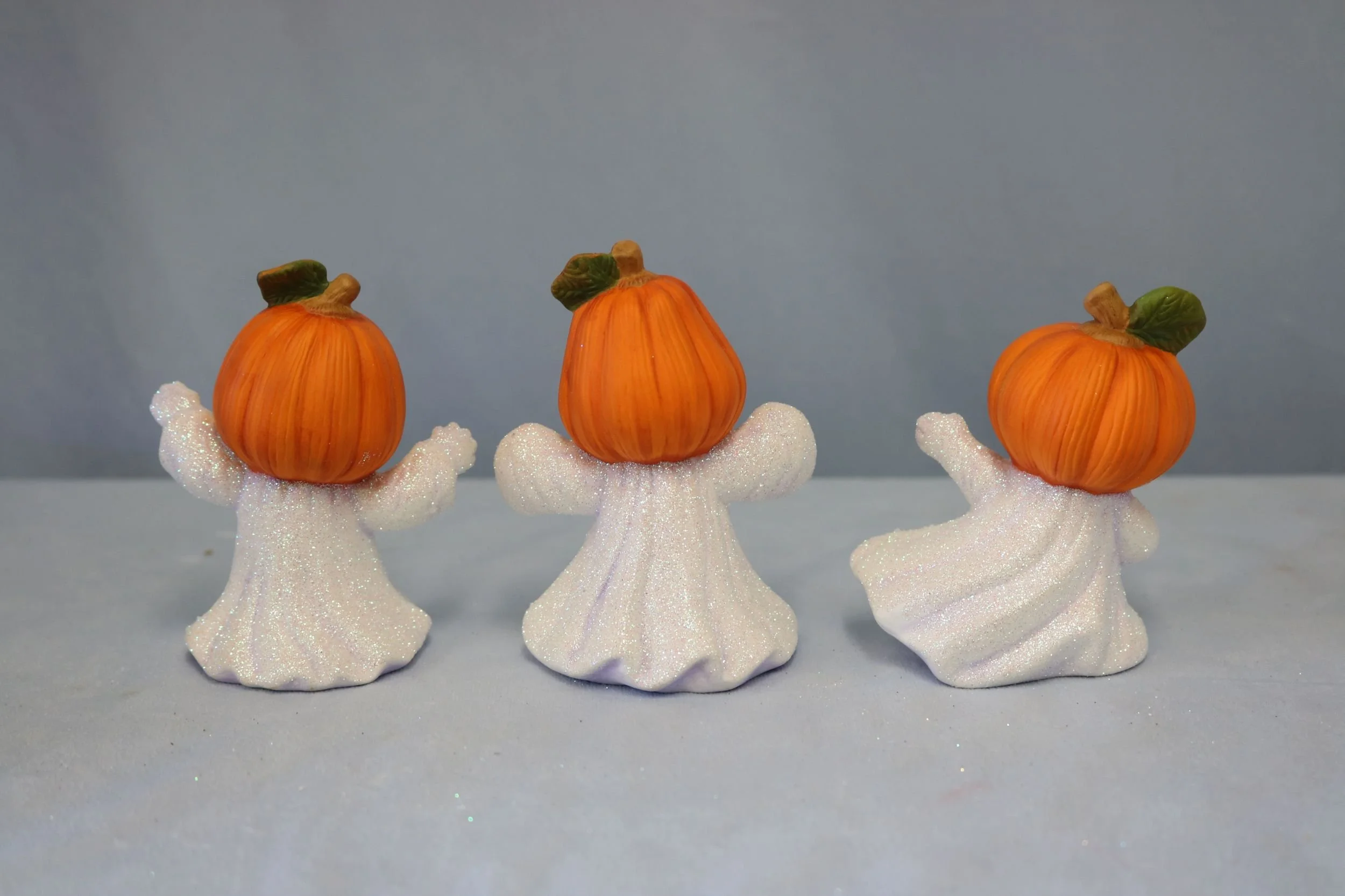 Jack o lantern ghosts 18.jpg