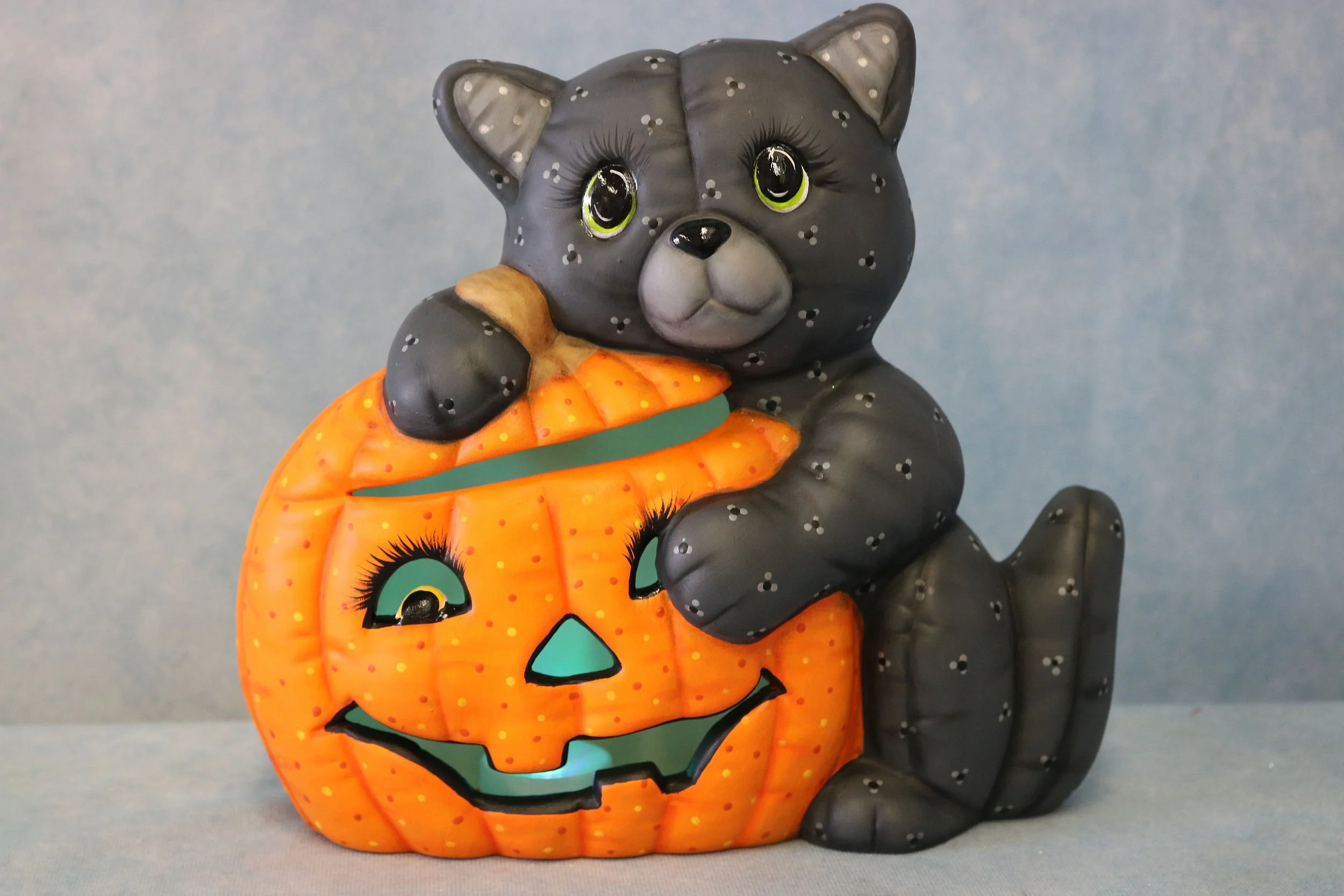 Softy Cat & Pumpkins 4.jpg