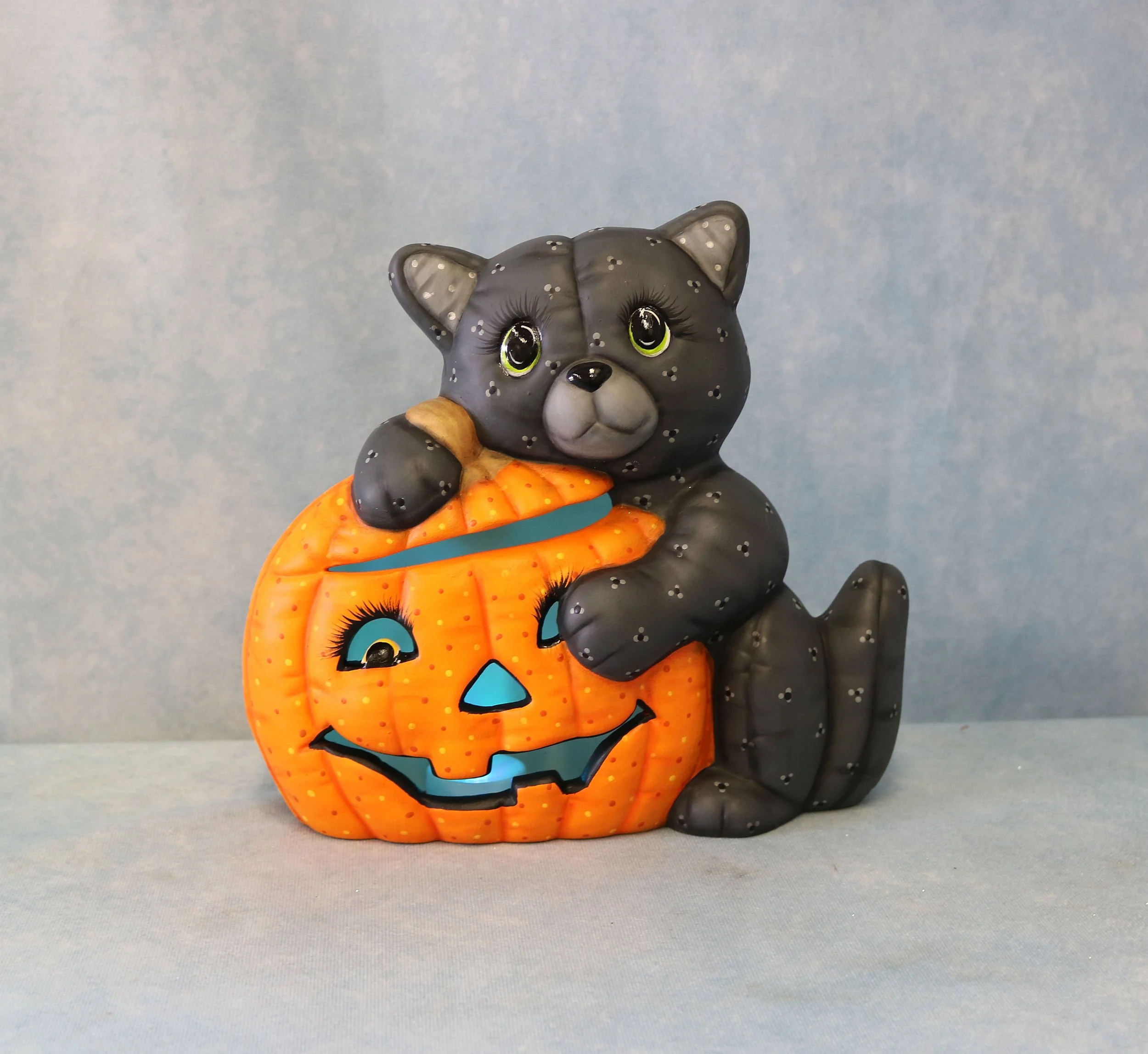Softy Cat & Pumpkins 6.jpg