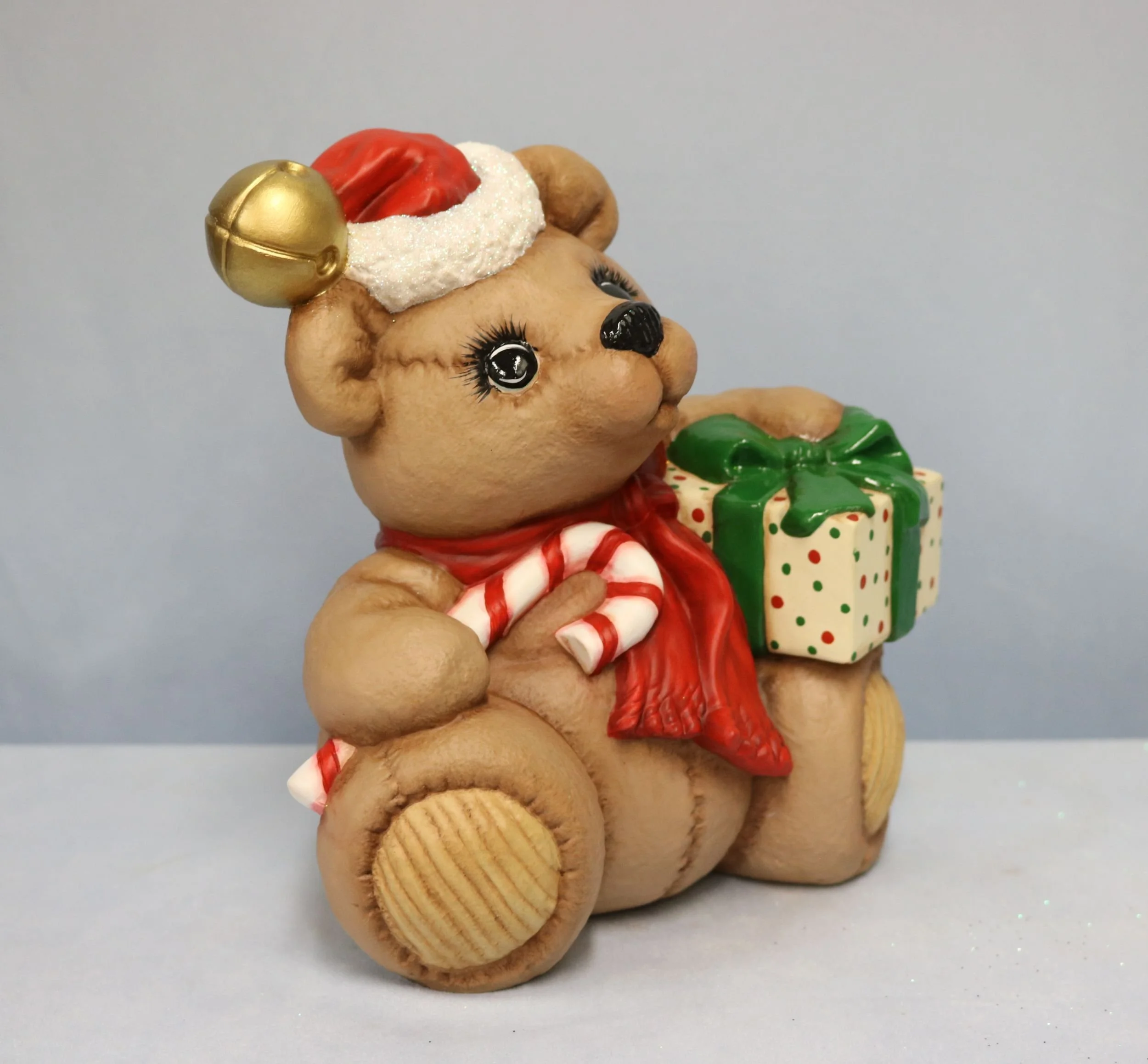 Bear with Gift 9.jpg