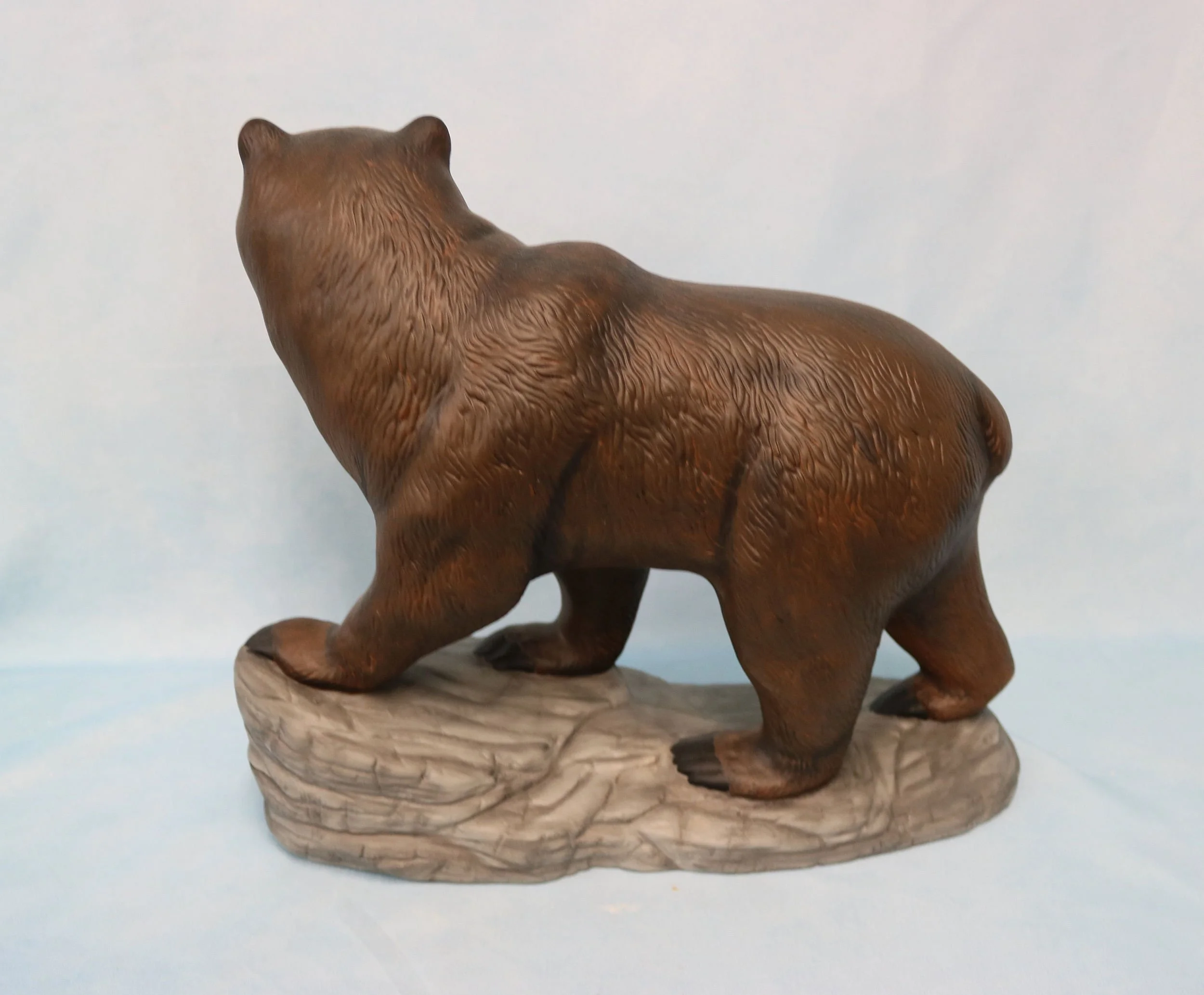 Bear on rock 8.jpg
