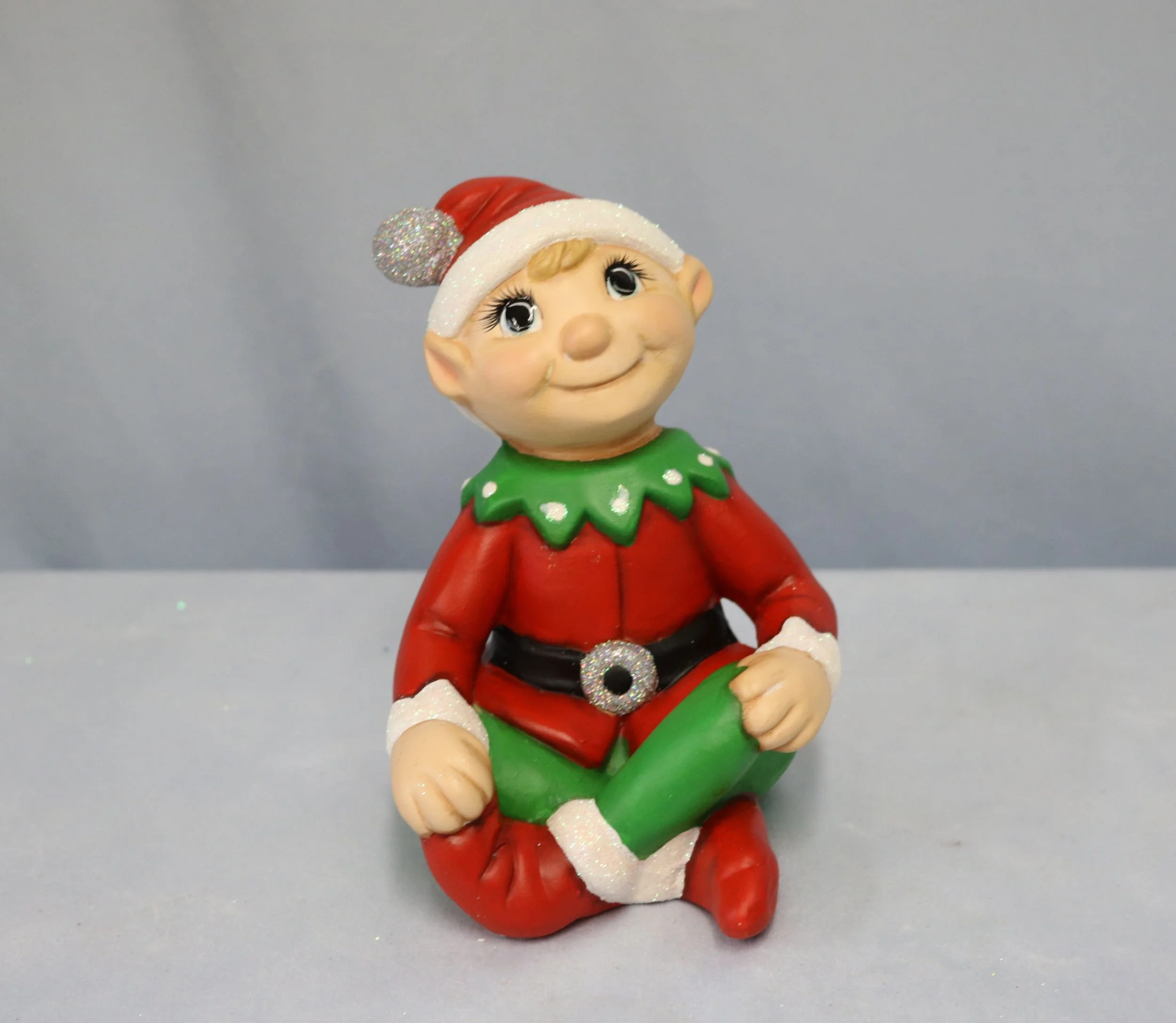 Elf Sitting 3.jpg
