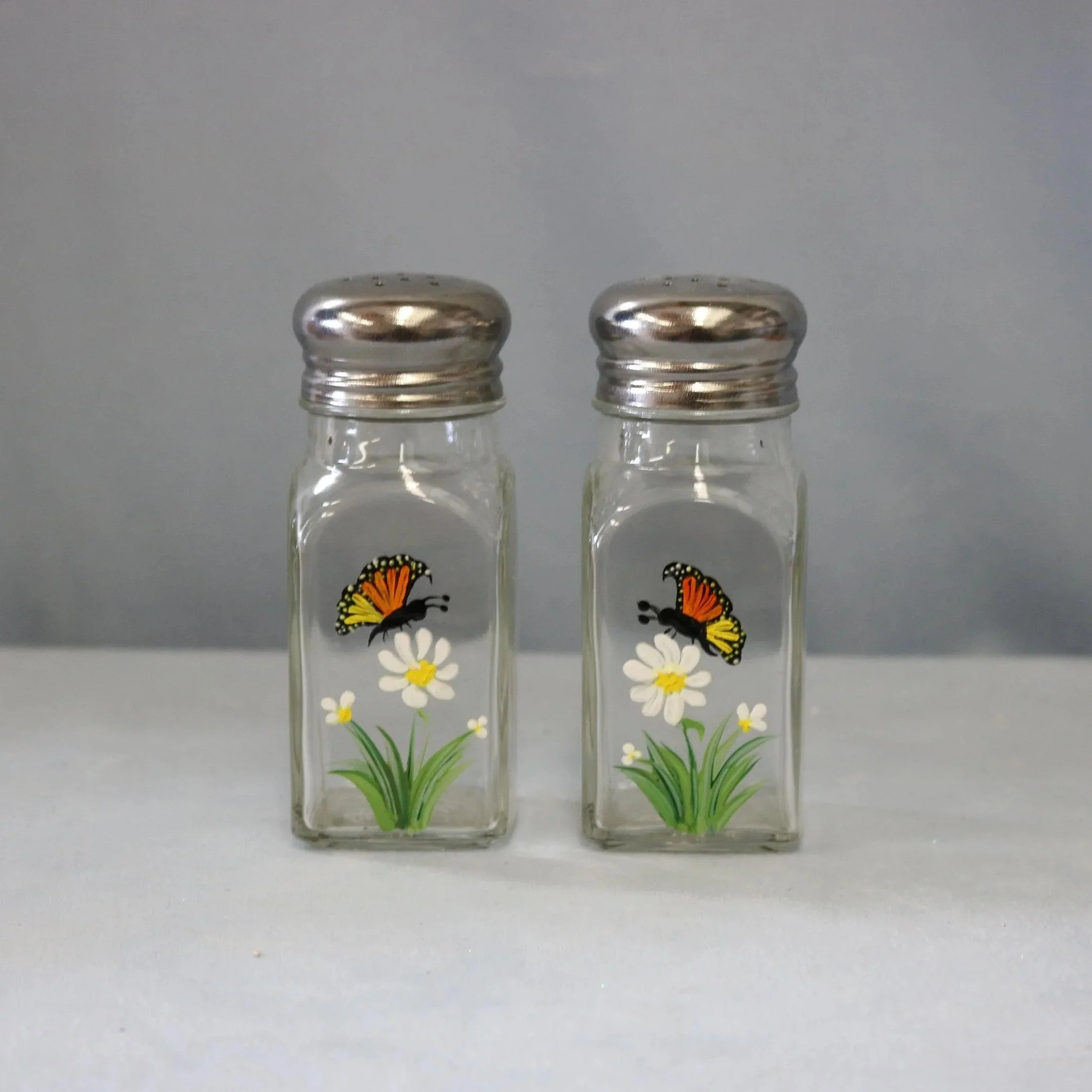 S%26P+Daisy+%26+Monarch.jpg