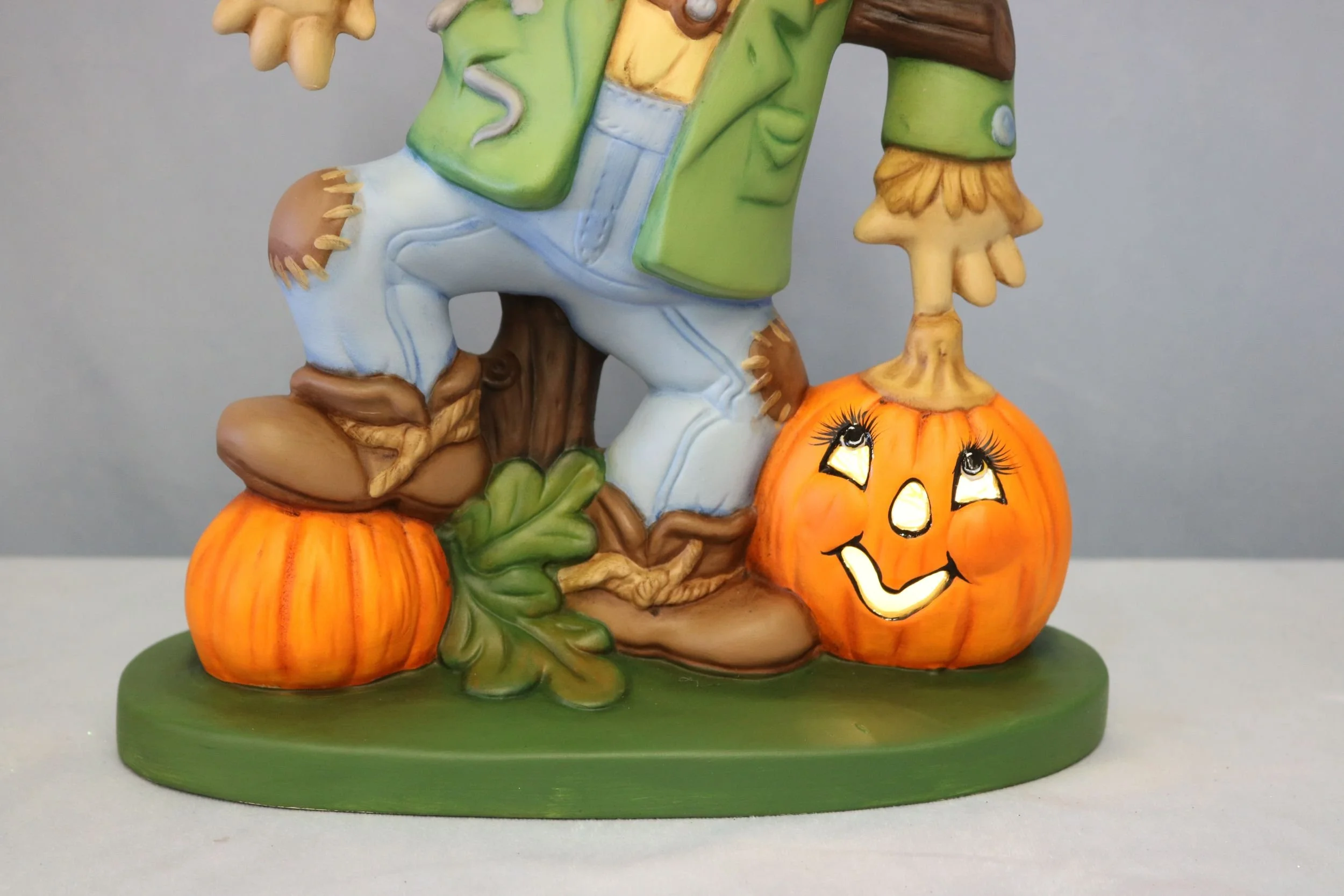 Scarecrow with Mouse & Crow 6.jpg
