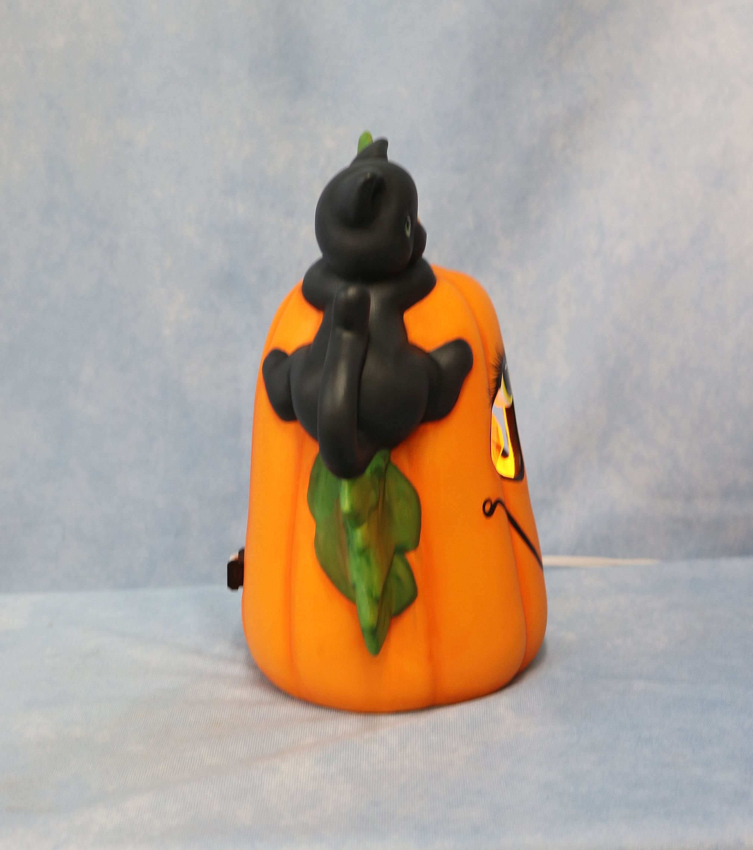 black cat & jack o lantern 16.jpg