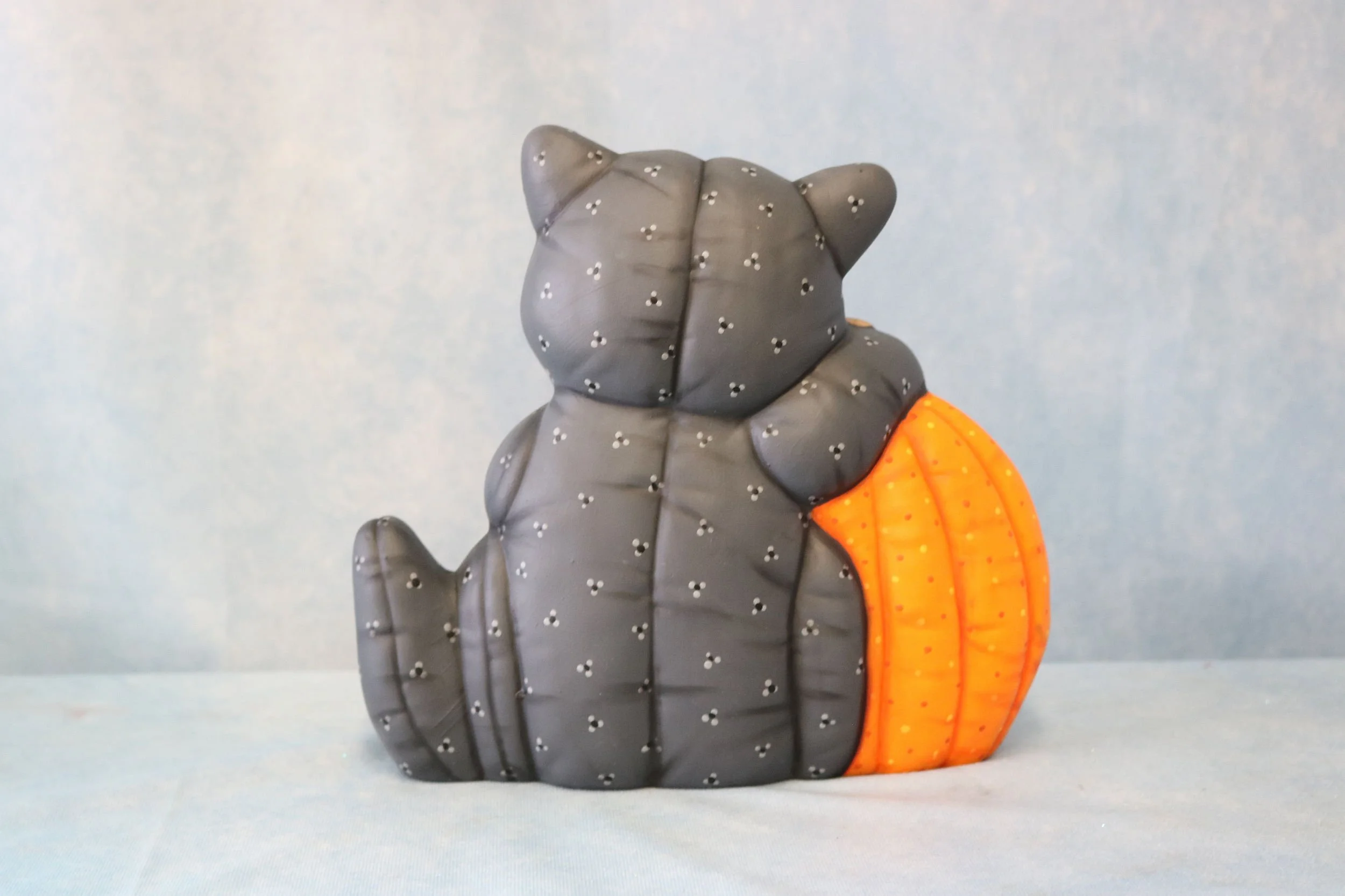 Softy Cat & Pumpkins 10.jpg