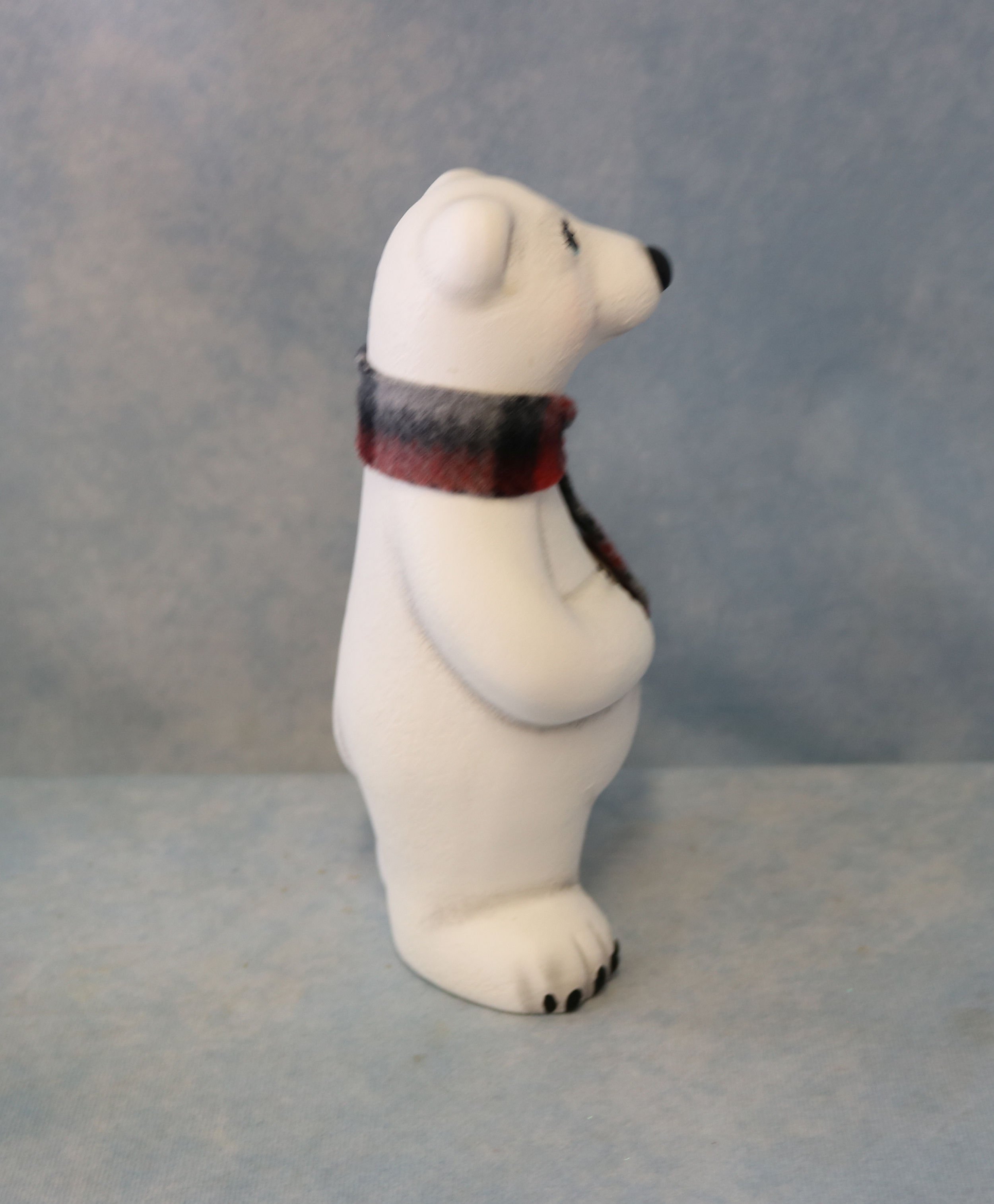 polar bear small standing 6.jpg