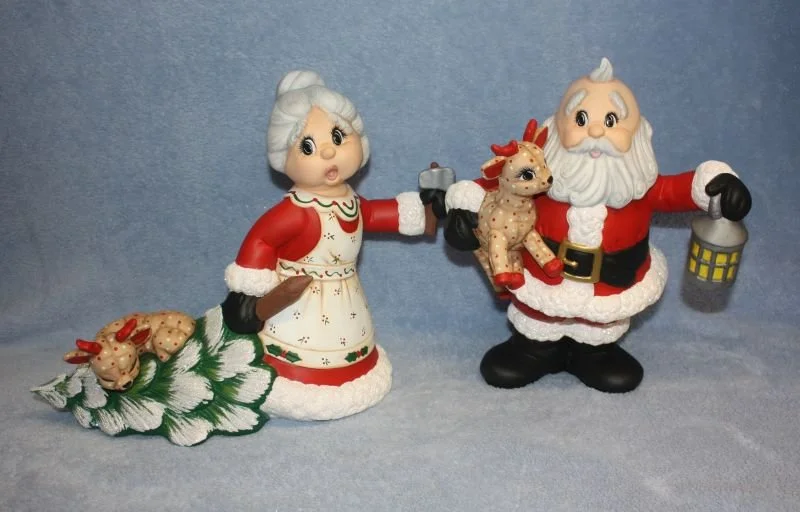 Mr and Mrs Claus 6.jpg