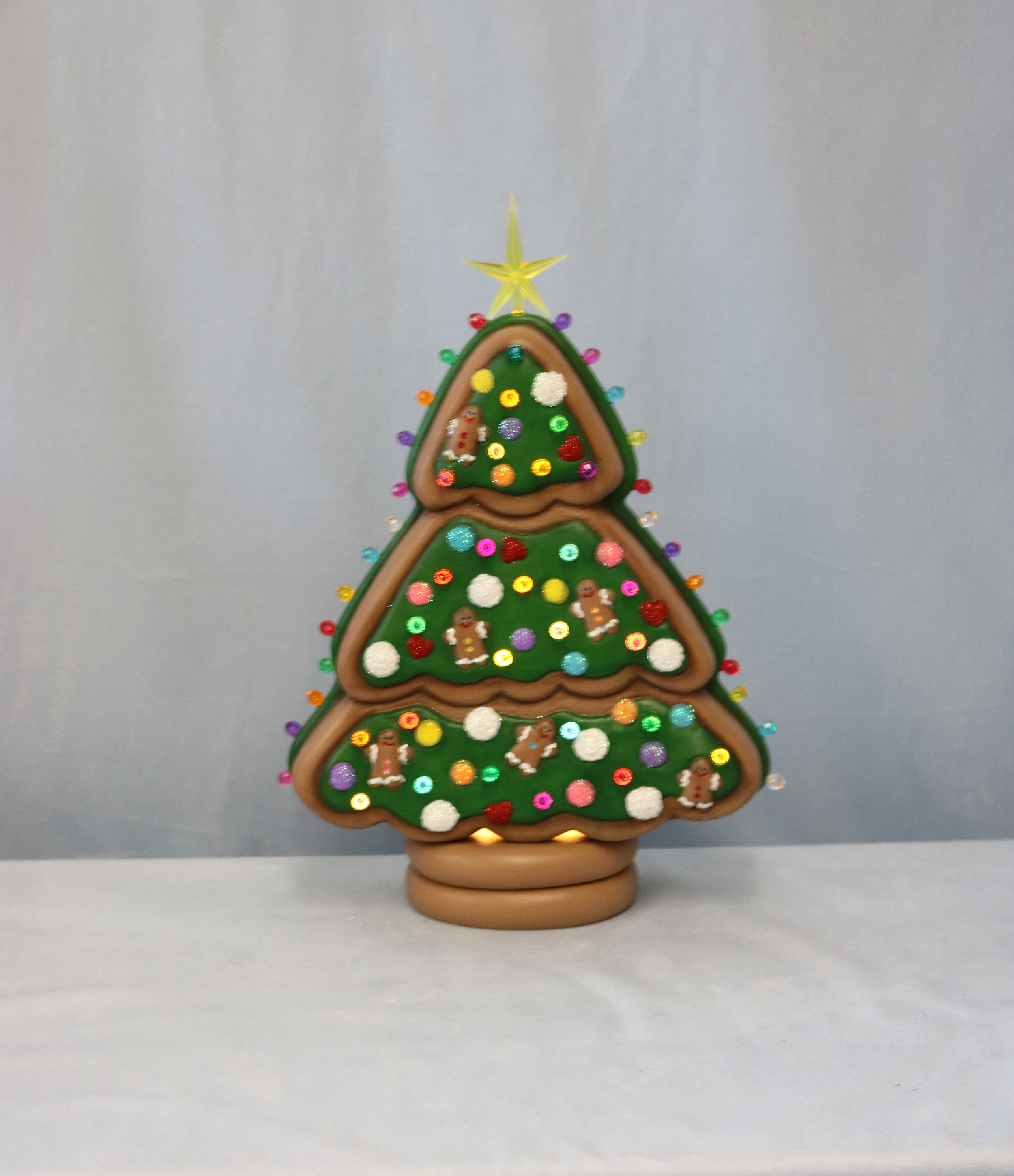 Tree GB with Lights 2.png