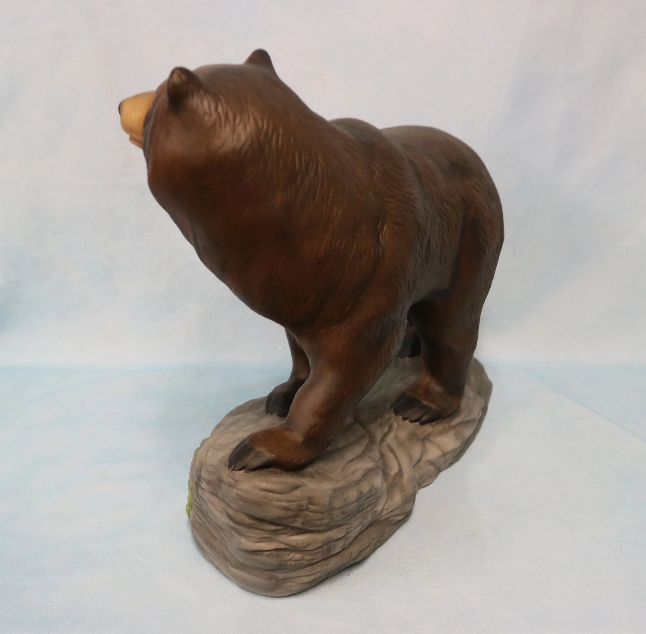 Bear on rock 7.jpg