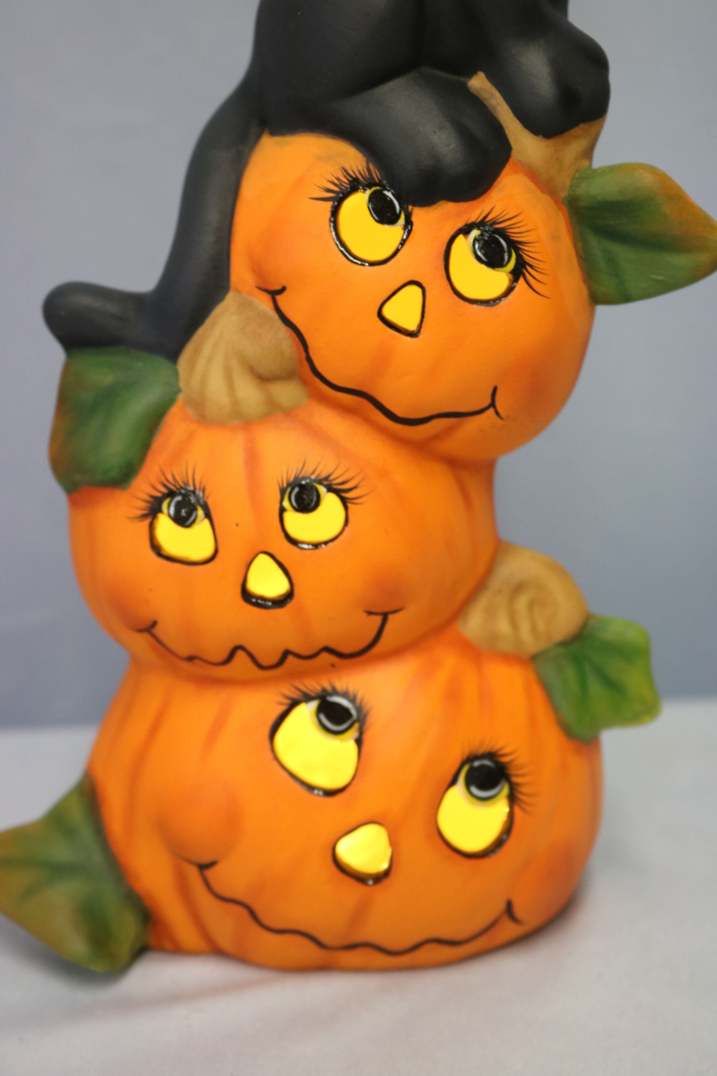 Cat on Pumpkin Stack 23.jpg