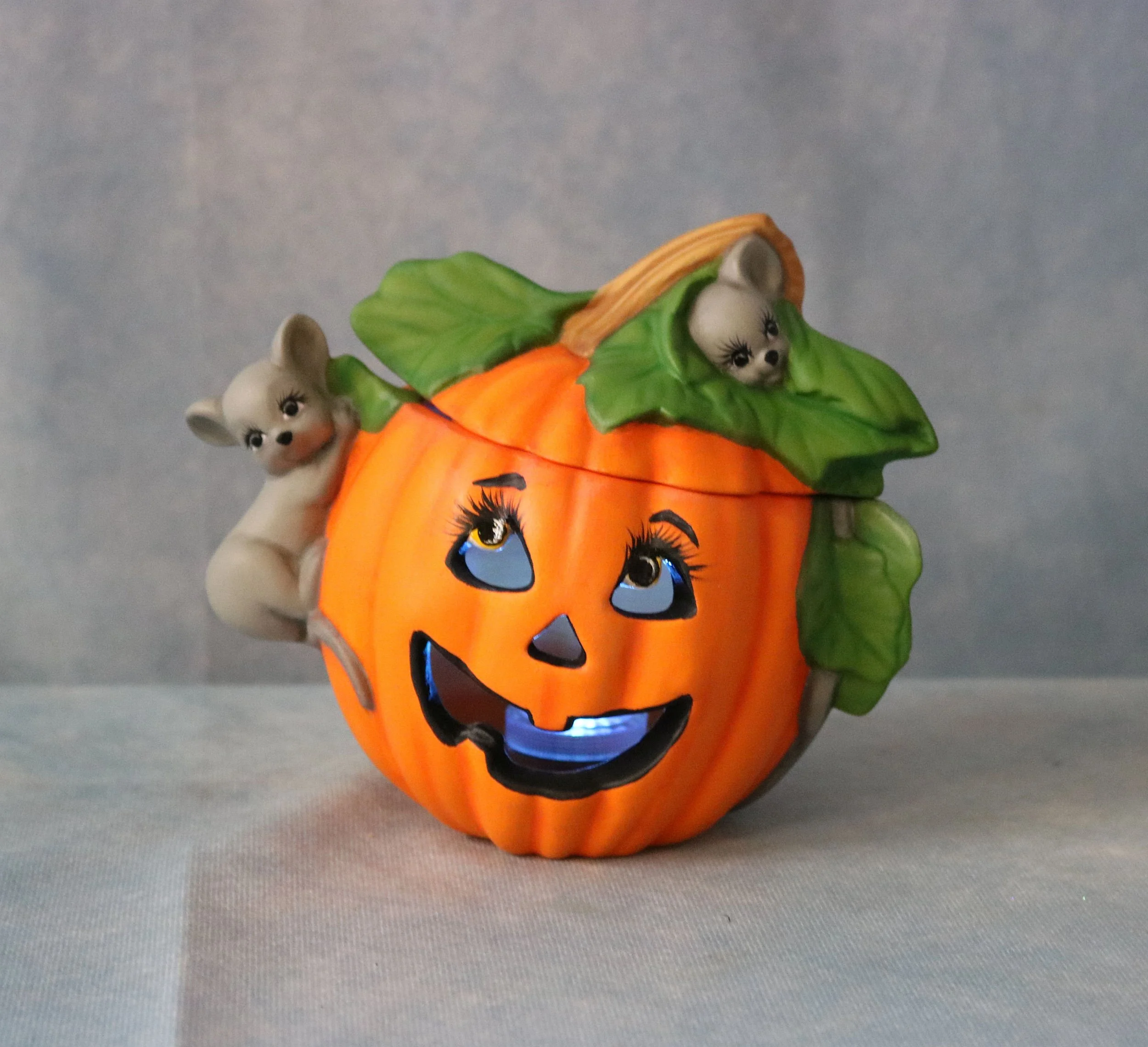 mice with pumpkin 5.jpg
