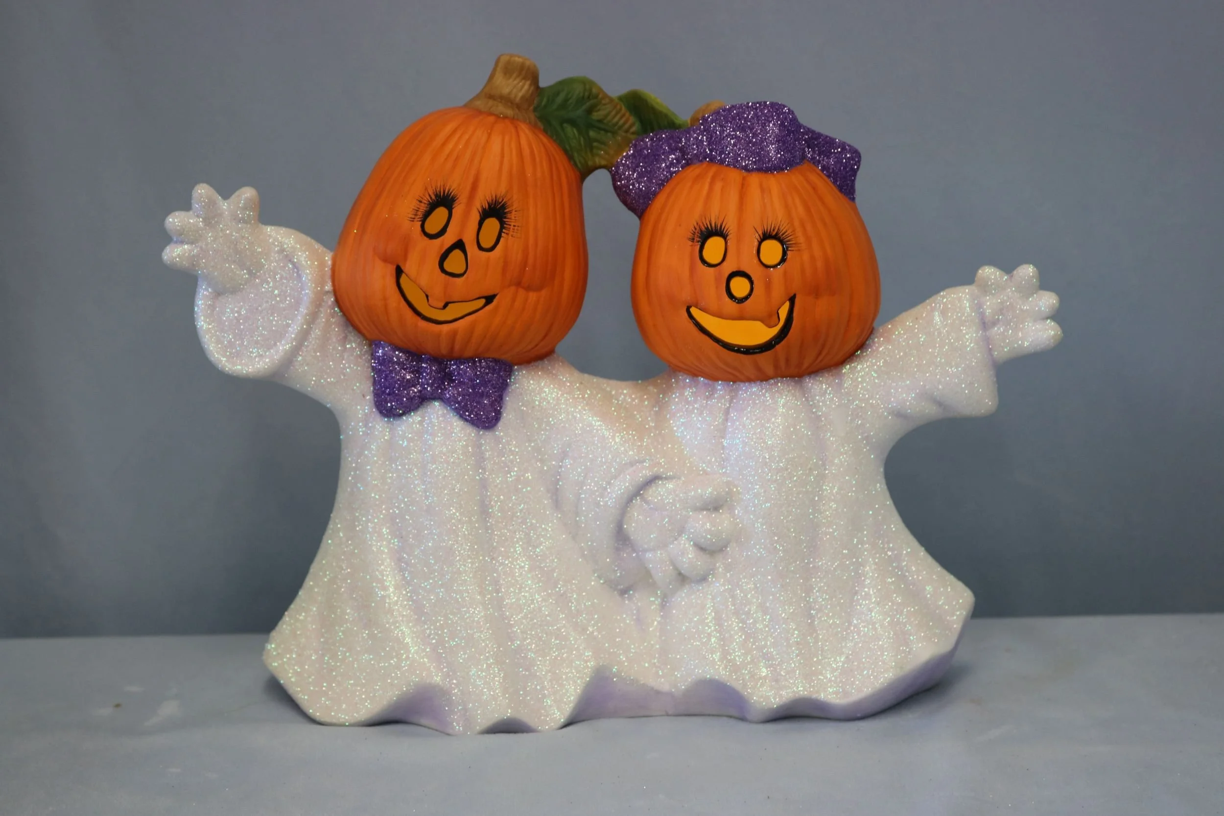 Jack o lantern ghosts 9.jpg
