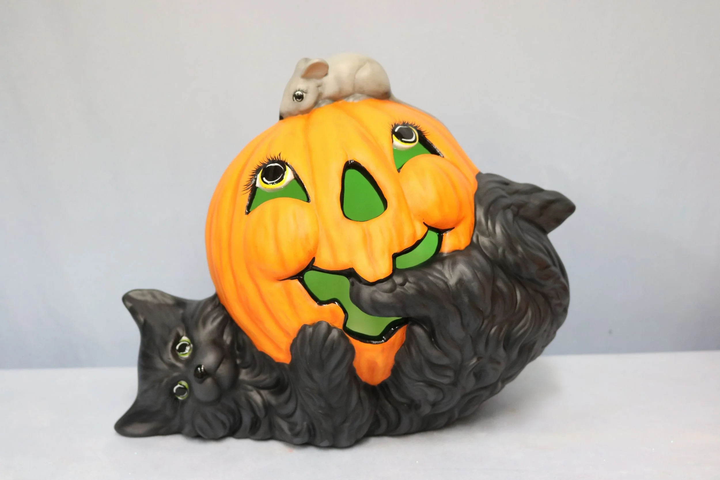 cat with Jack O lantern on back 5.jpg